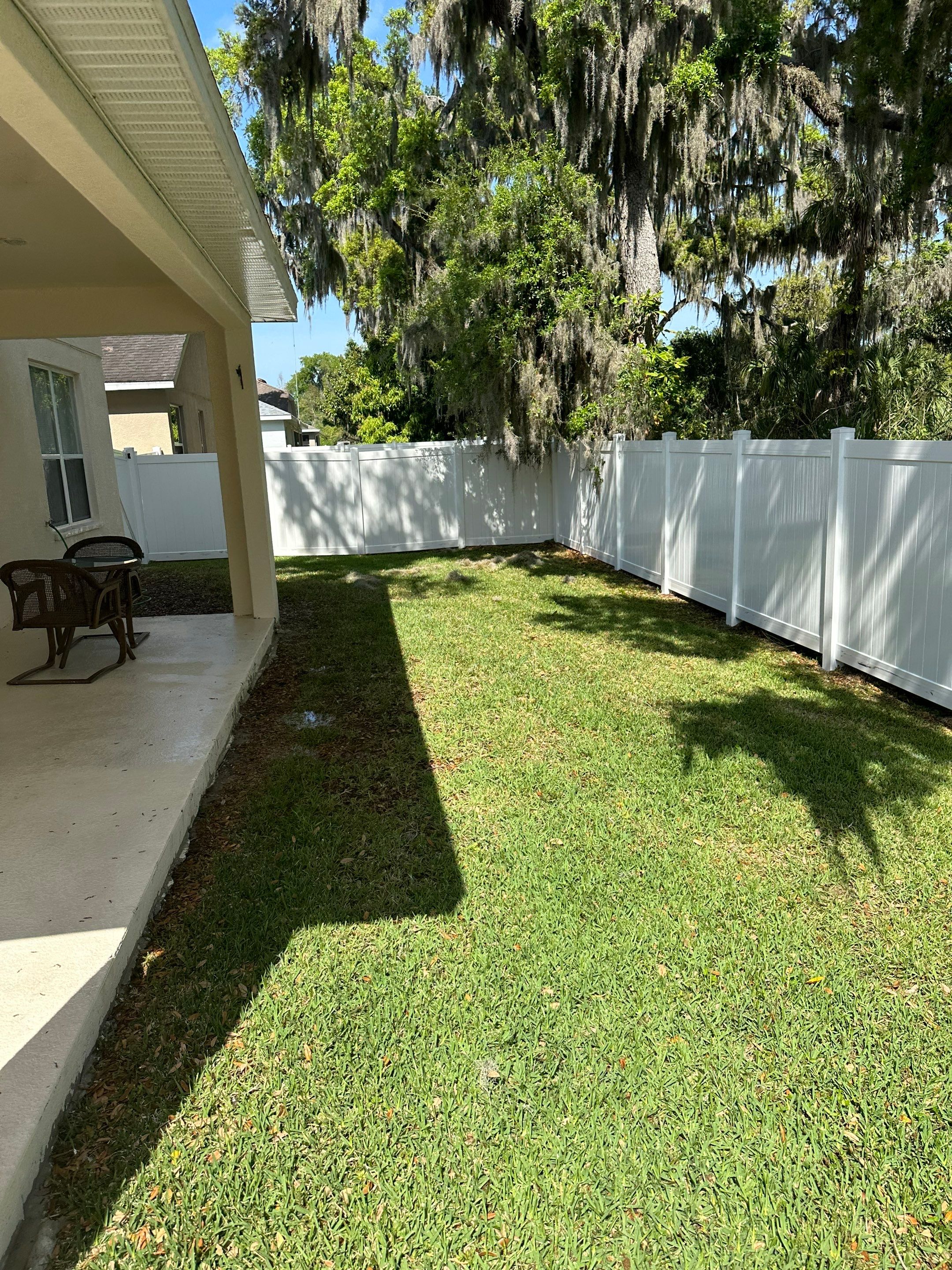 House Wash, Vinyl Fence, Patio, Driveway & Sidewalk Cleaning in Oakley Place, Ellenton, FL | Sunshine AquaWash by Sunshine AquaWash
