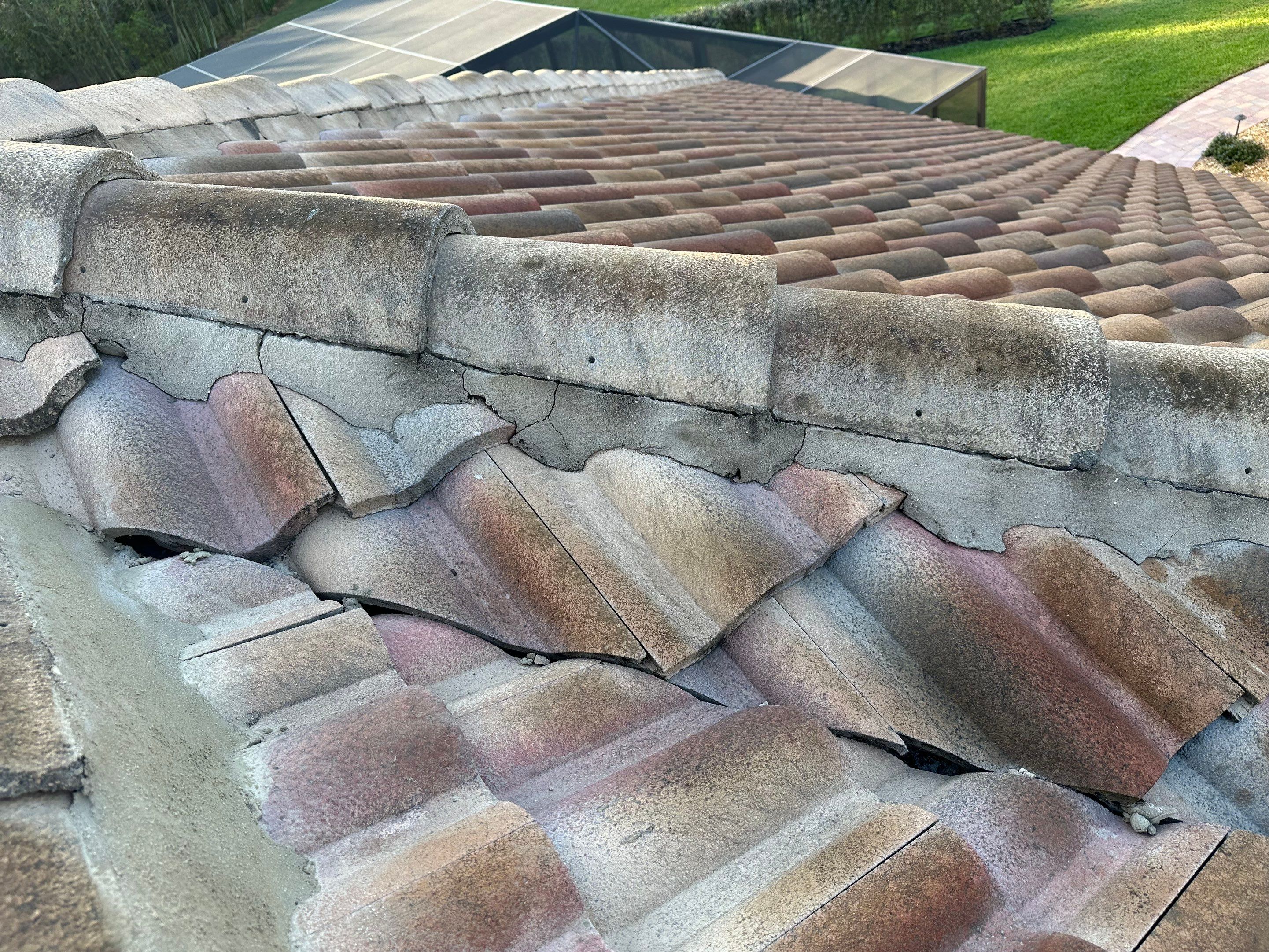 Concrete Tile Roof Cleaning in Winding River Community, Bradenton, FL | Sunshine AquaWash by Sunshine AquaWash
