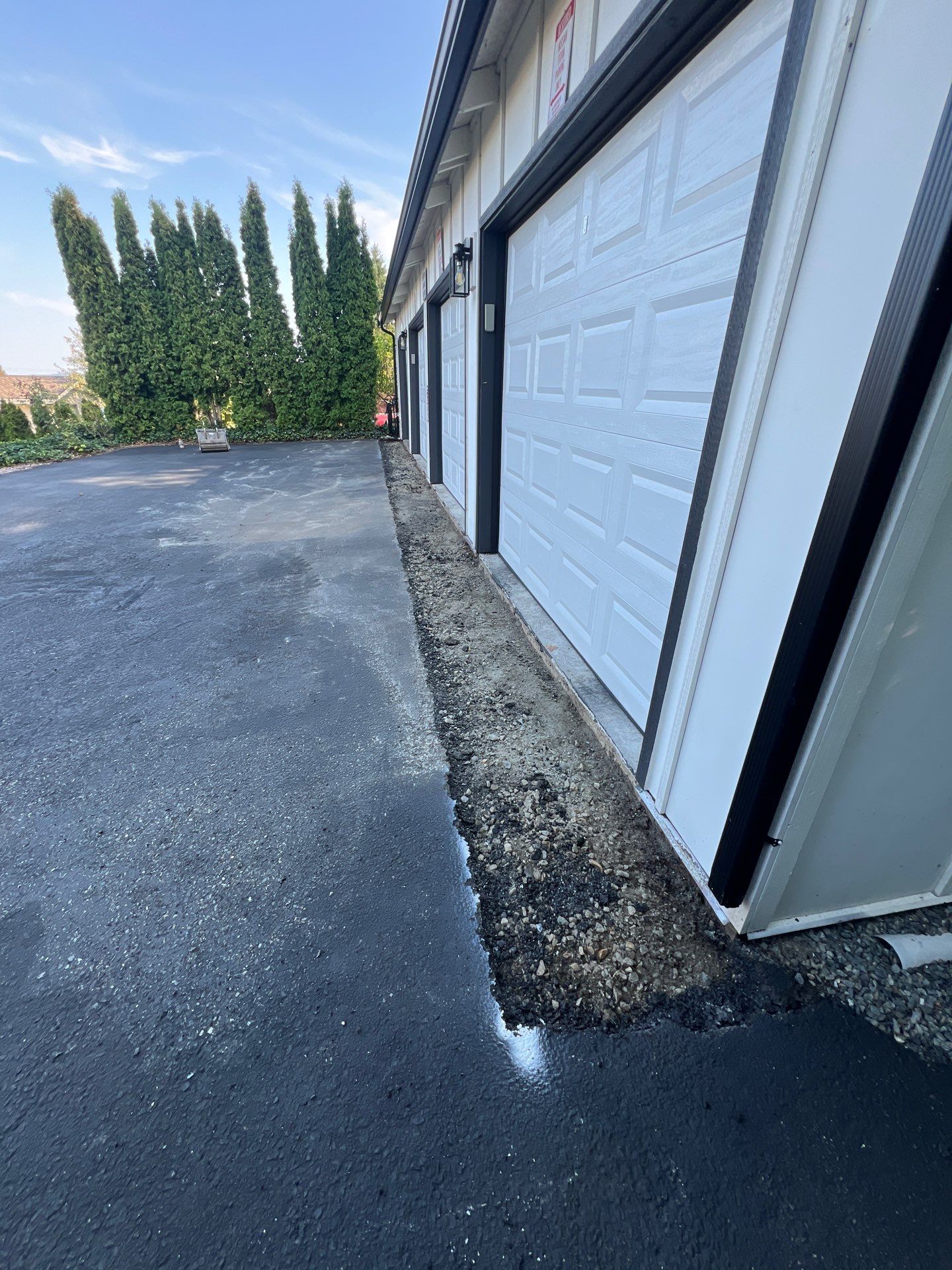 Sealcoat Driveway Repair | Everett  by Jireh Asphalt & Concrete Inc 