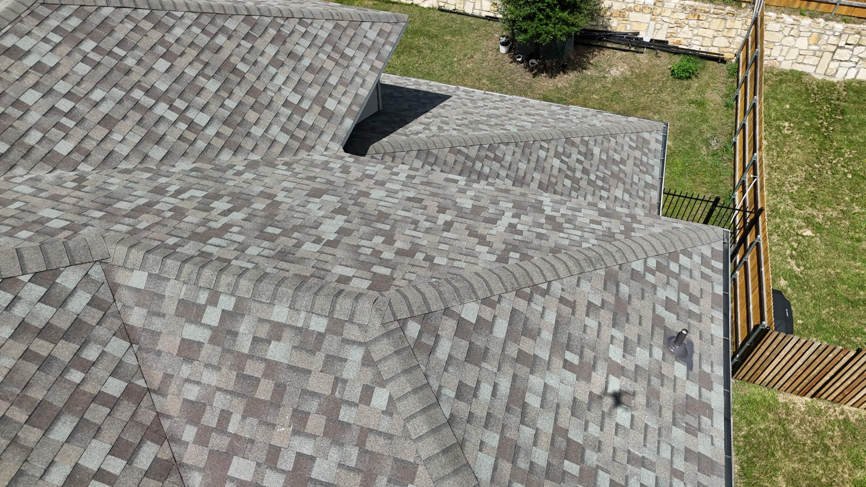 Driftwood - Owens Corning TruDefinition Duration by RoofsOnly.com