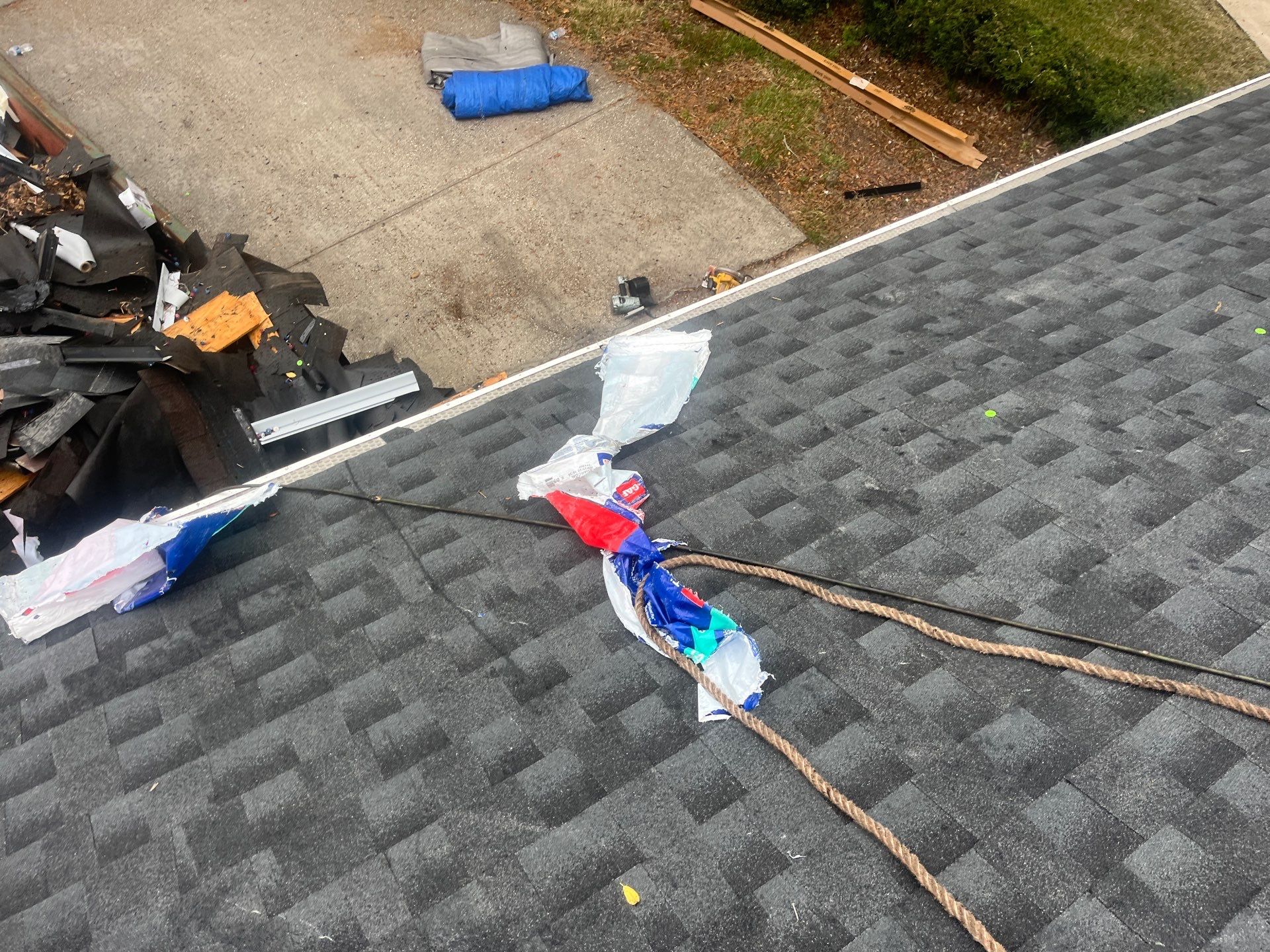GAF Charcoal Architectural Shingle - Re-roof by Endless Summer Roofing Co.