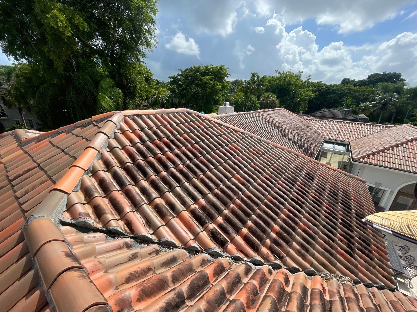 Crown Windsor Slate - Manatee Color by Istueta Roofing