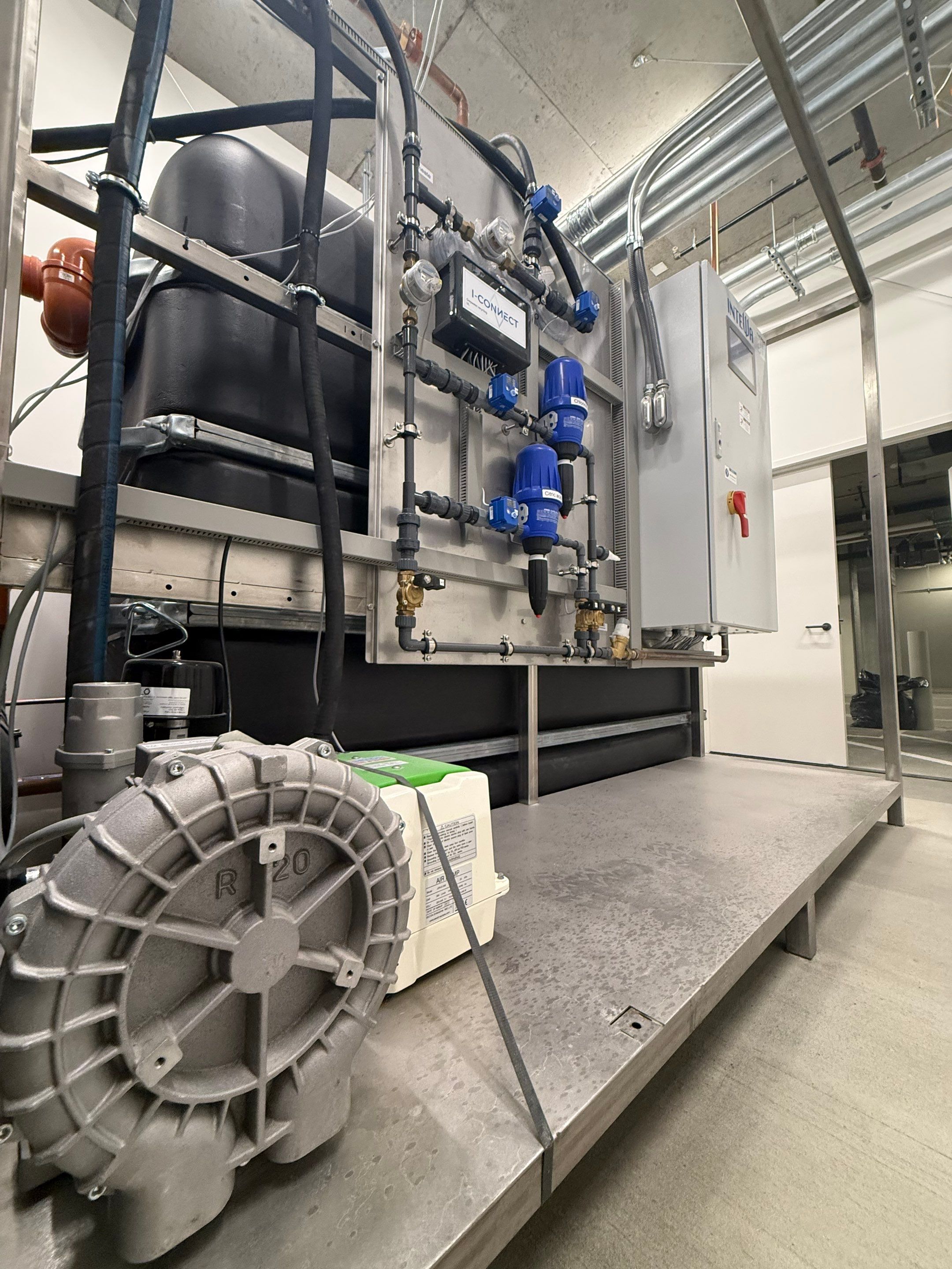 Project by Weil Aquatronics by Weil Aquatronics 