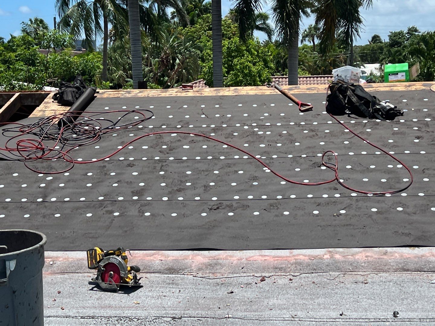 Tile Roof Repair in Hollywood ā Precision, Professionalism, and Quality Work by Aastro Roofing