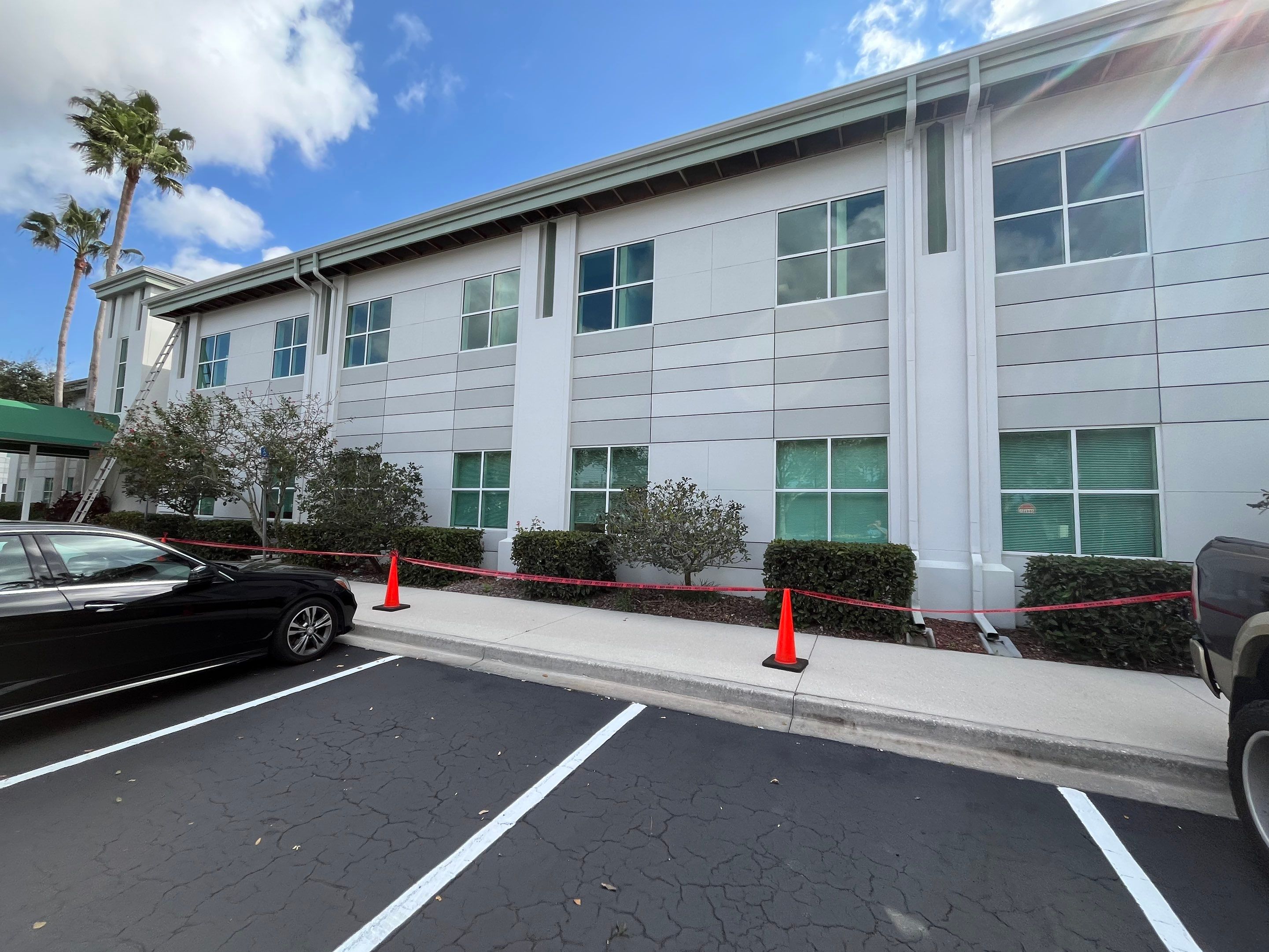 6-Inch White Seamless Gutters in Sarasota FL by Gutter Professors