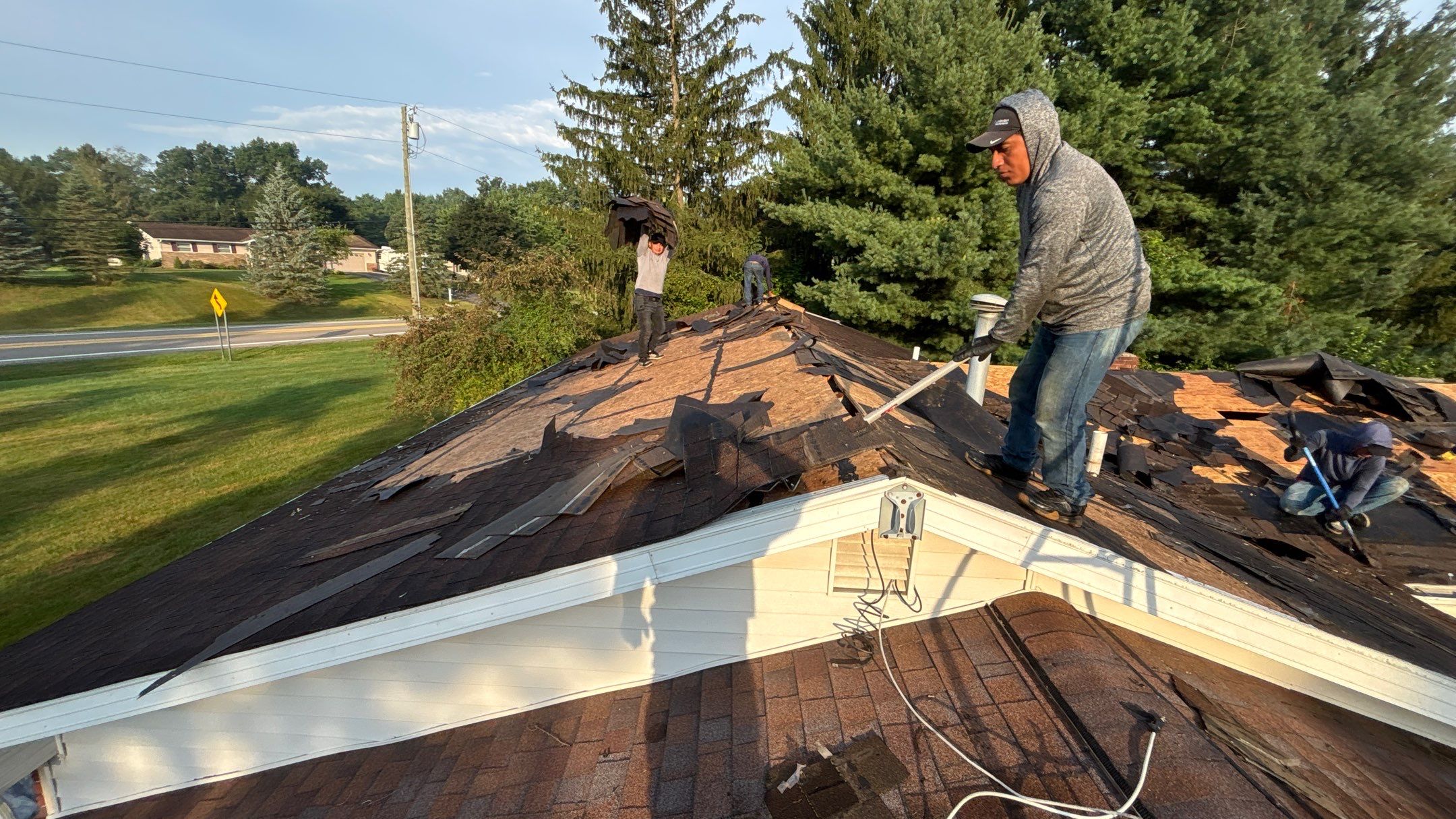 Roof Replacement using Owens Corning Onyx Black by 180 Contractors
