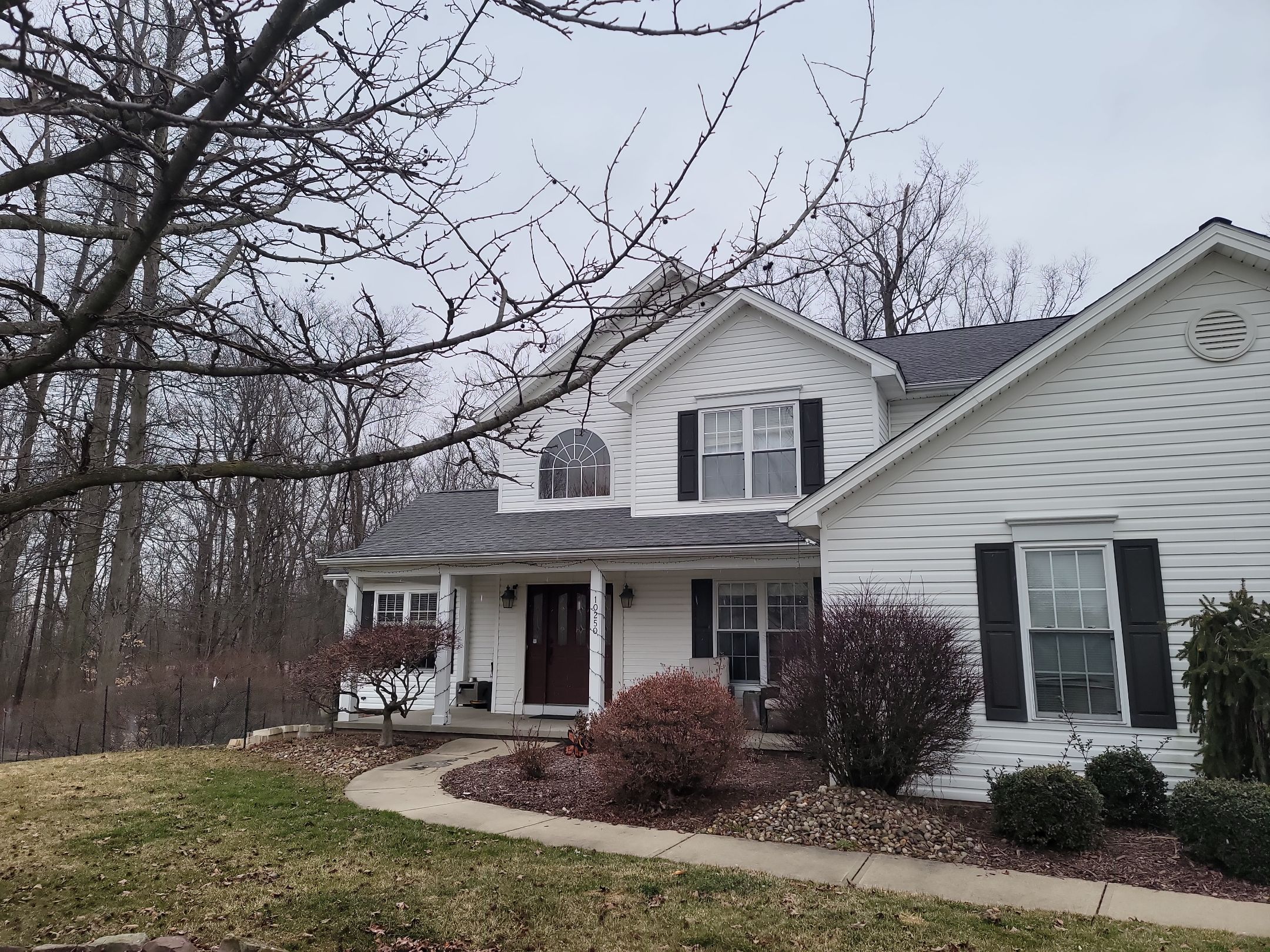 Atlas Pinnacle, Color, Black Shadow, Drip Edge, Color, White by Eagle Eye Roofing