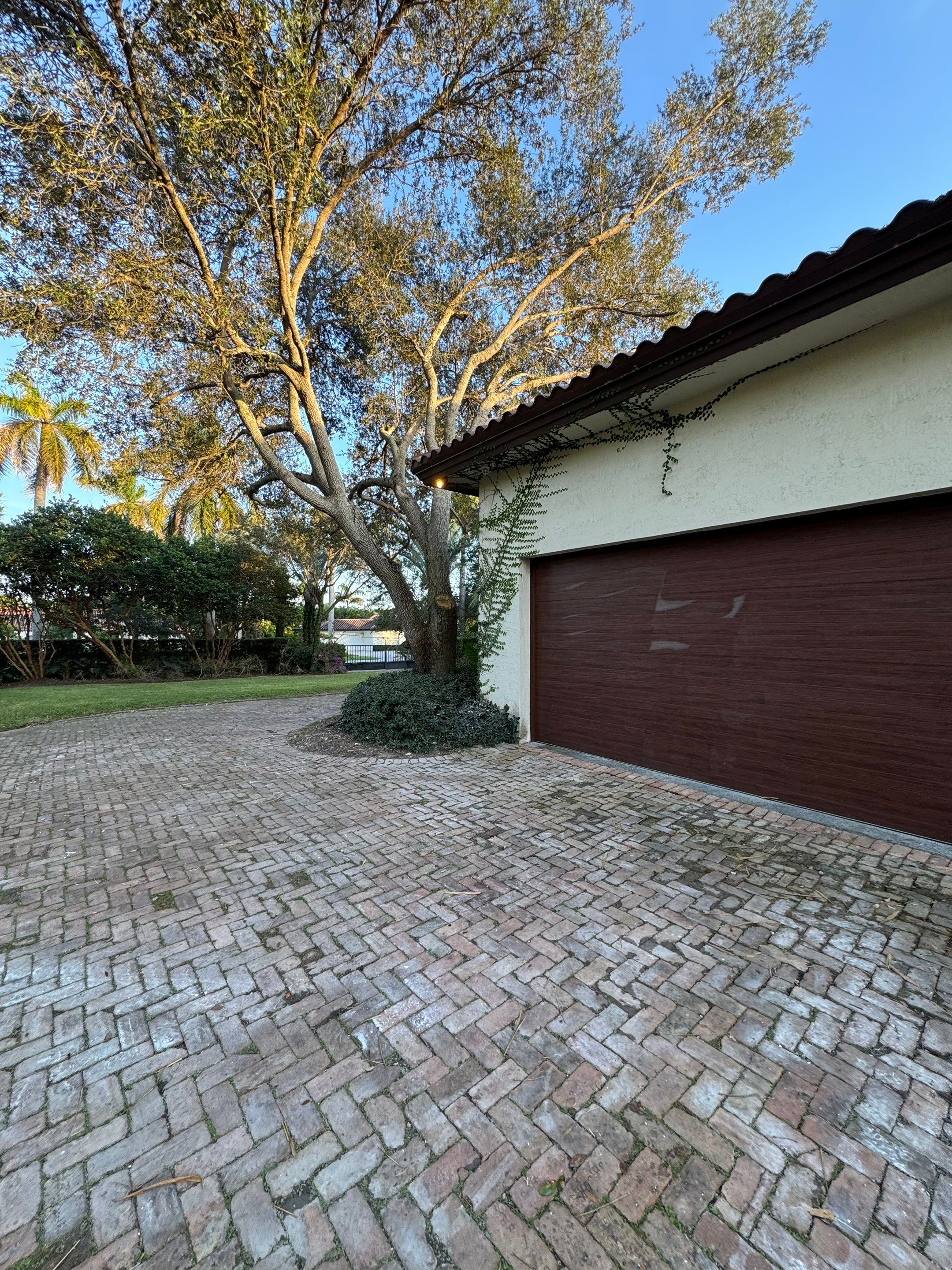 Project in  Miami by Payoli Solar
