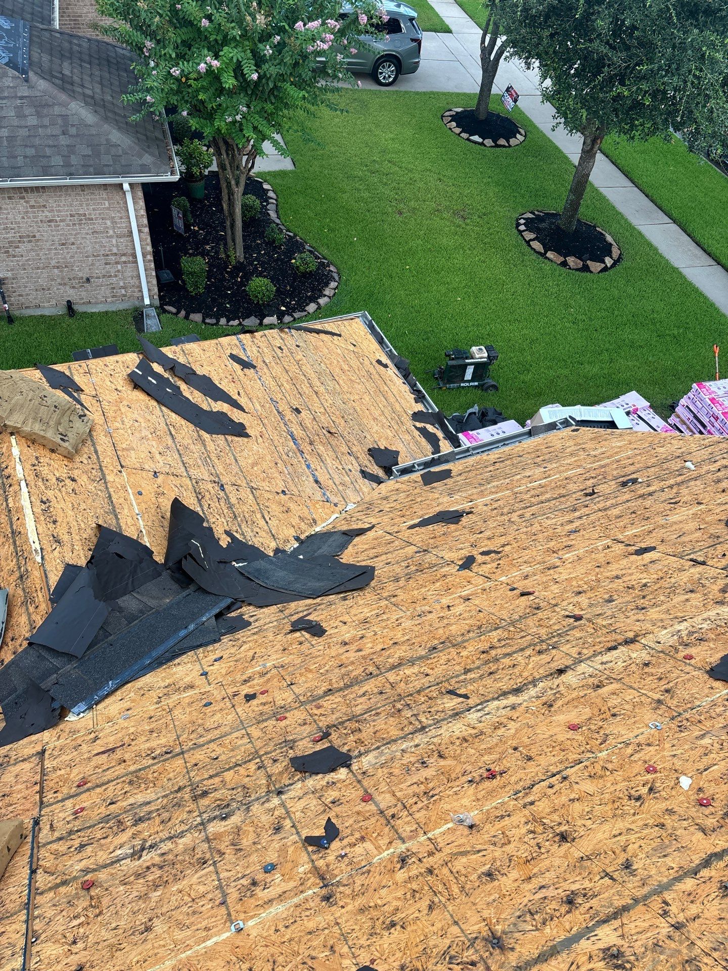 Residential Roofing Installation using Owen's Corning Duration (Lifetime) Shingles by Roof Repair Company