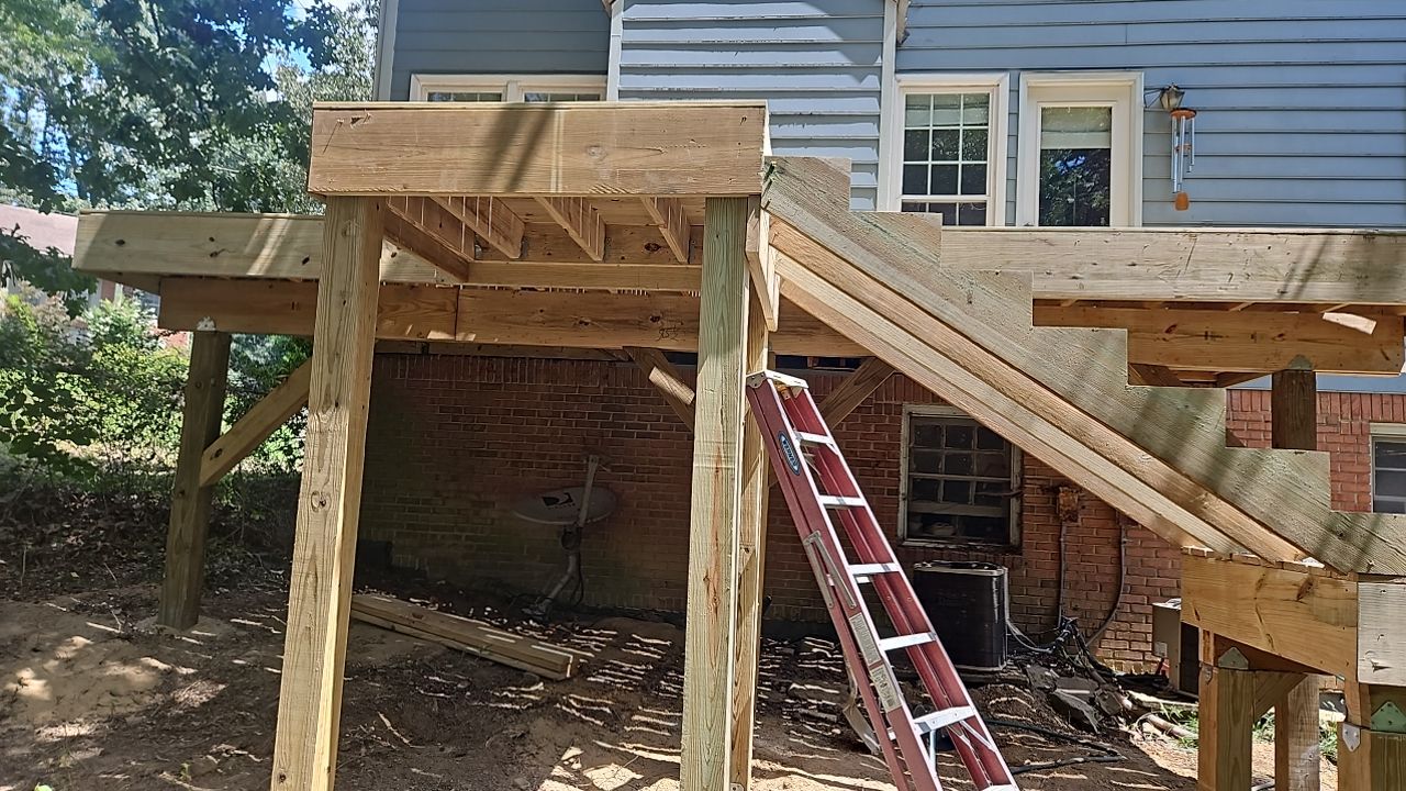 Russet Cove Circle - Deck Installation by Pillar and Pine