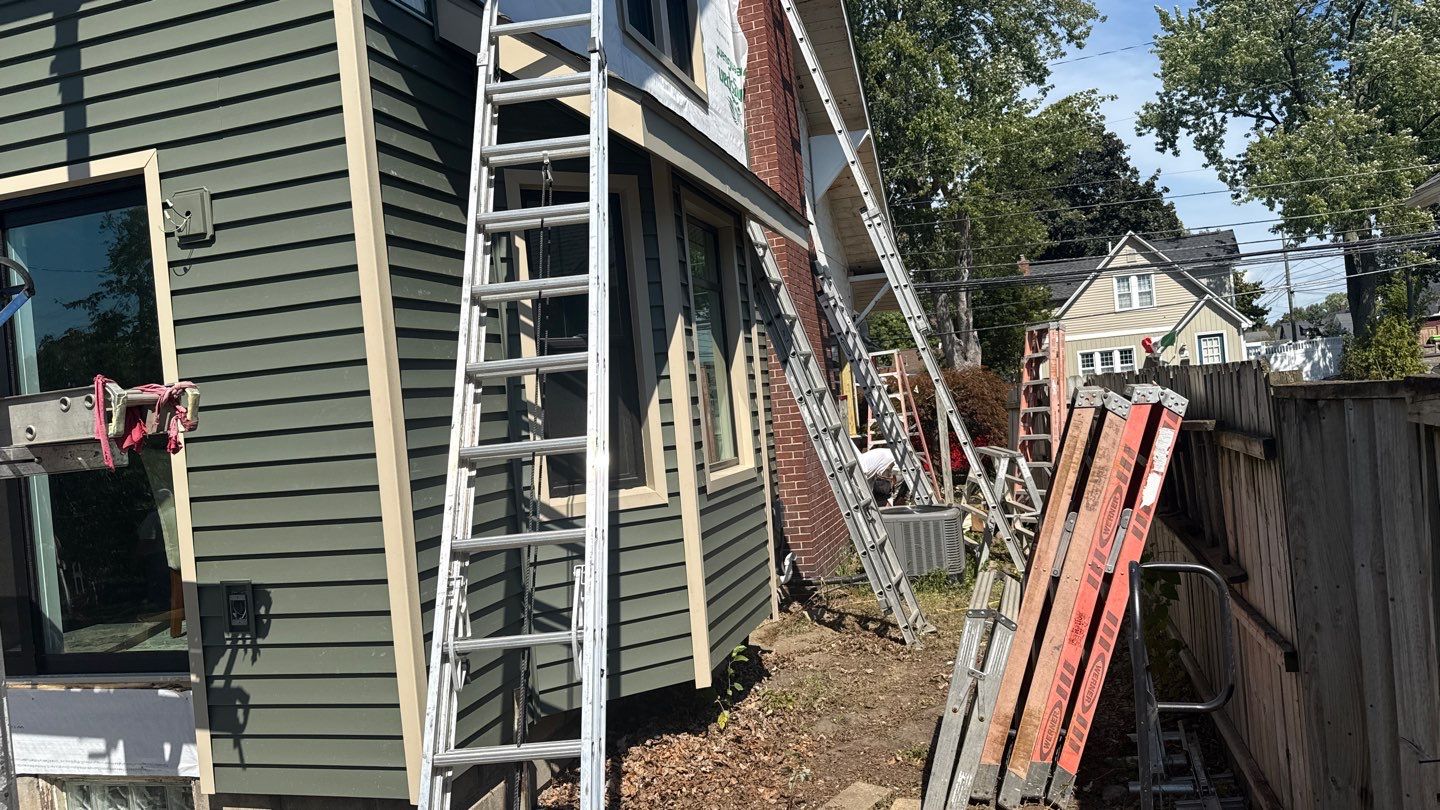 Siding Replacement using Alside Charter Oak D4.5" Deep Moss by 180 Contractors