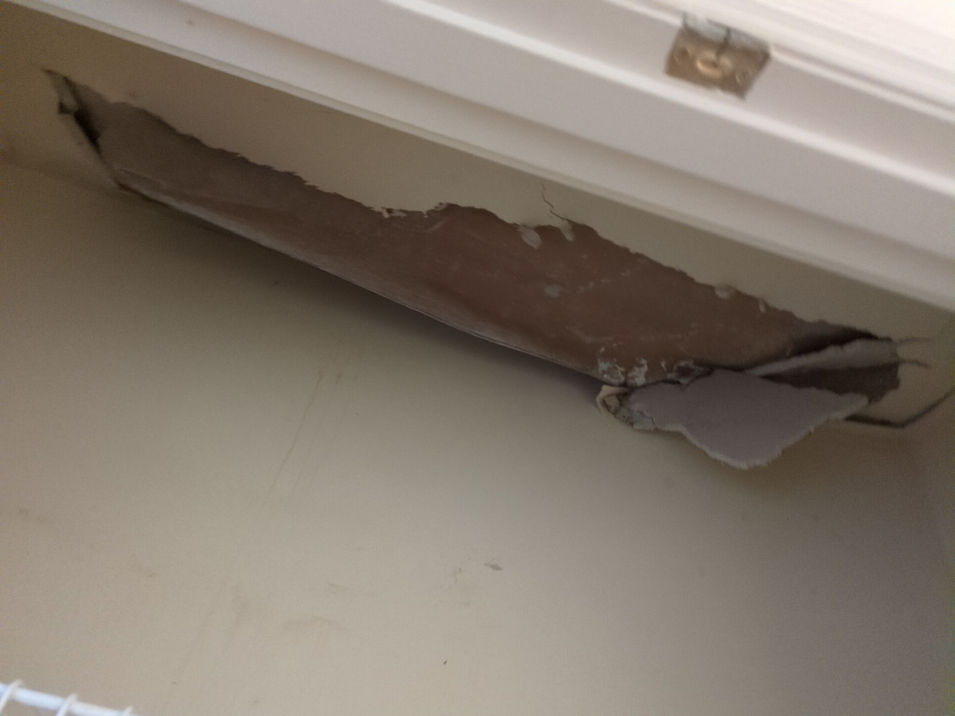 Water Damage Dry Out in Jeffersonville, IN by ANR Restoration