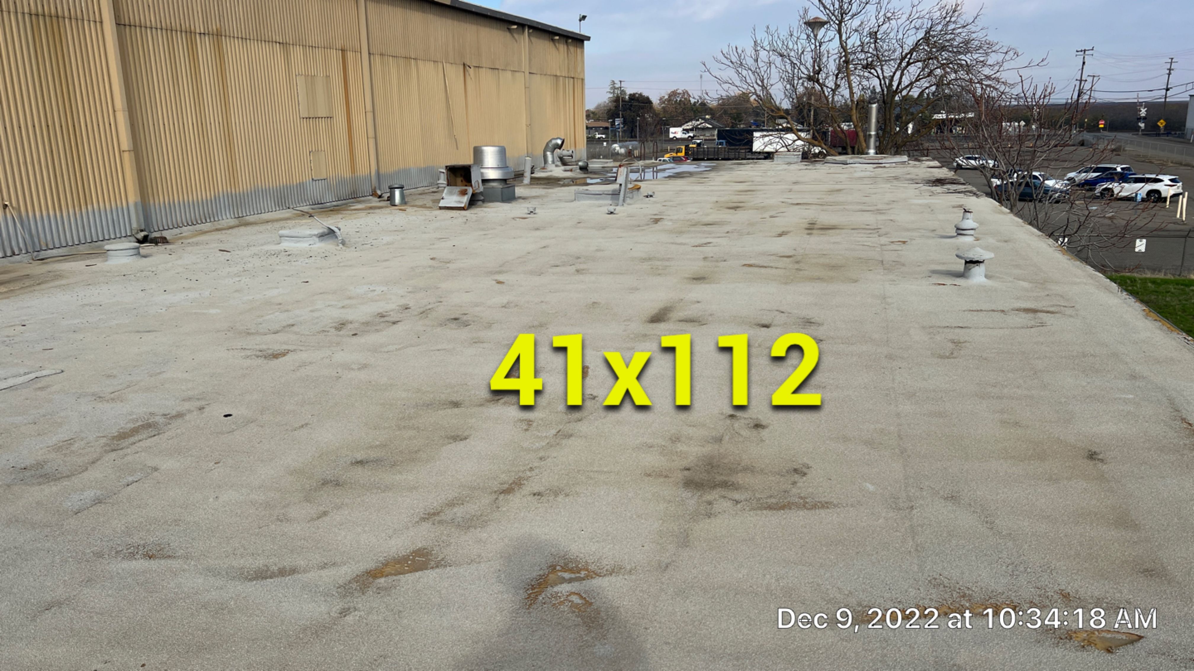 TPO single-ply roofing system using GAF by Straight Edge Roofing Inc