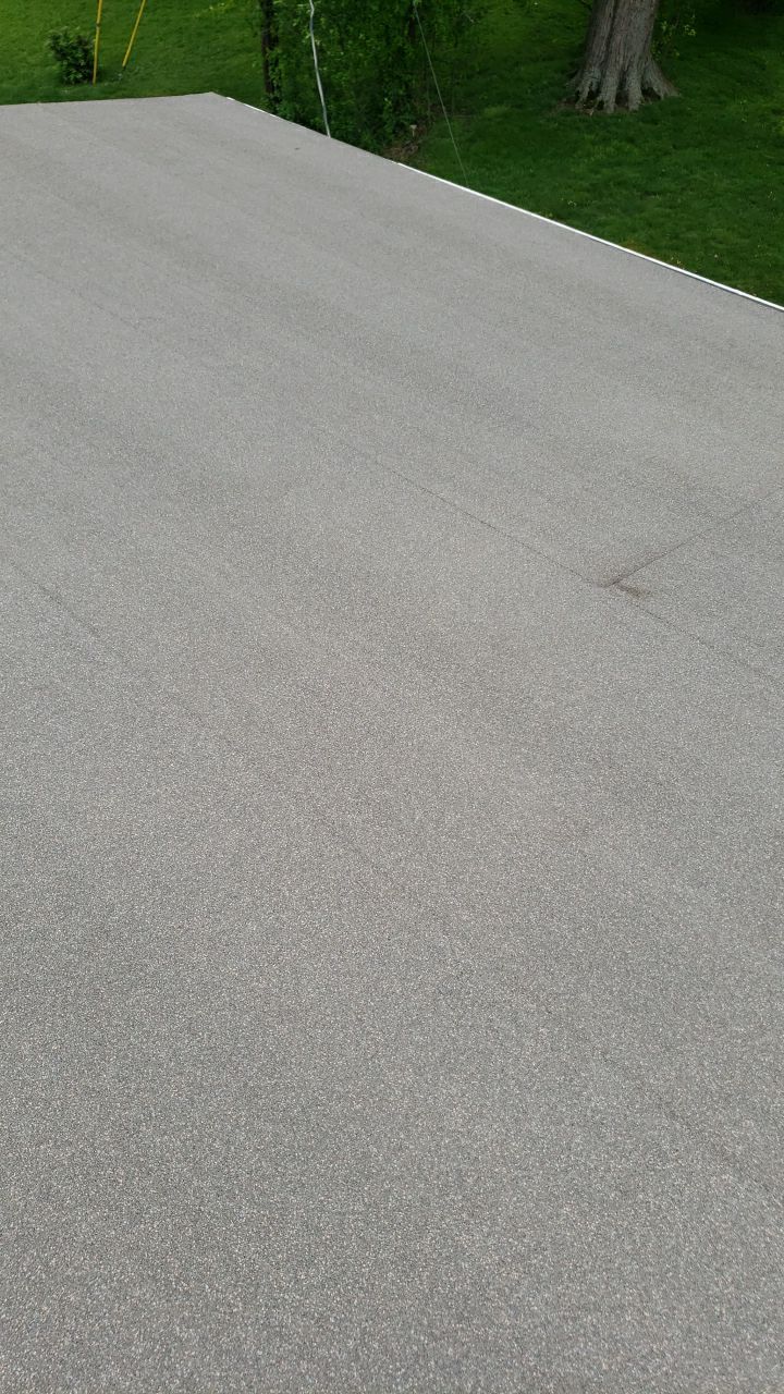 ATLAS PINNACLE COLOR: WEATHERED SHADOW DRIP EDGE: WHITE by Eagle Eye Roofing