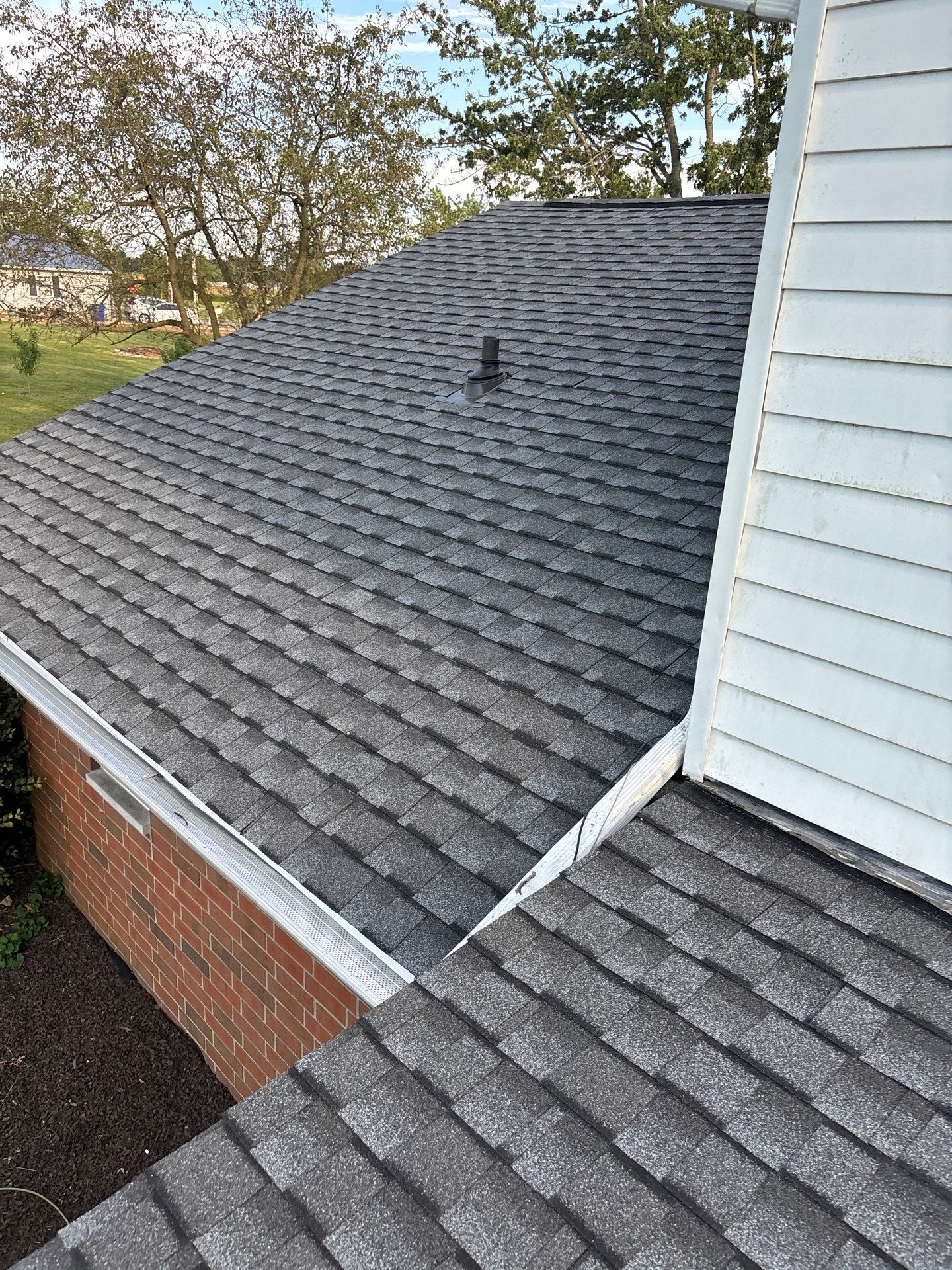 Residential Roofing Installation using Timberline UHDZ Shingles - Pewter Gray by RoofX 