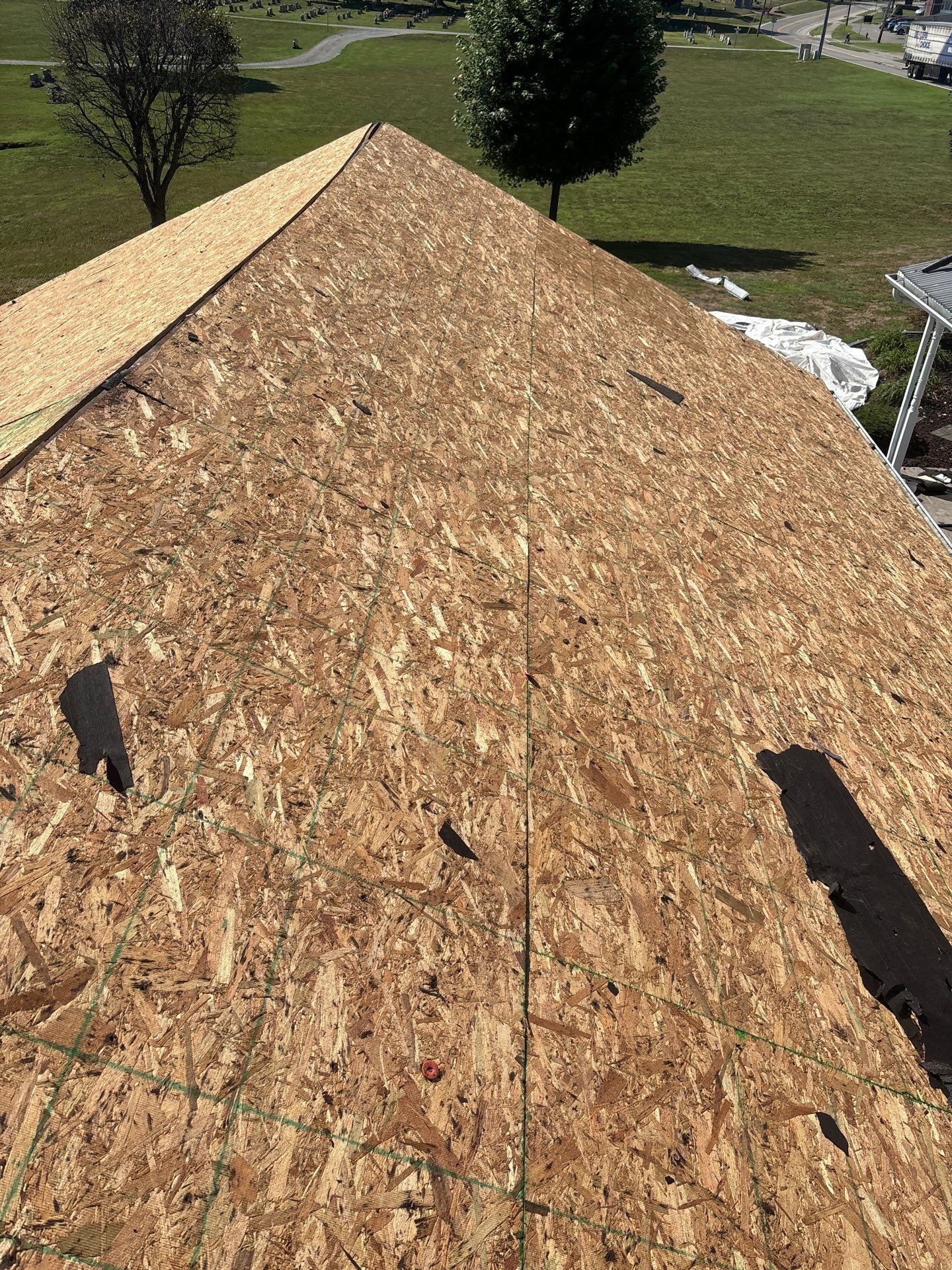 Residential Roofing Installation using GAF Timberline HDZ Charcoal by Rainstoppers Roofing