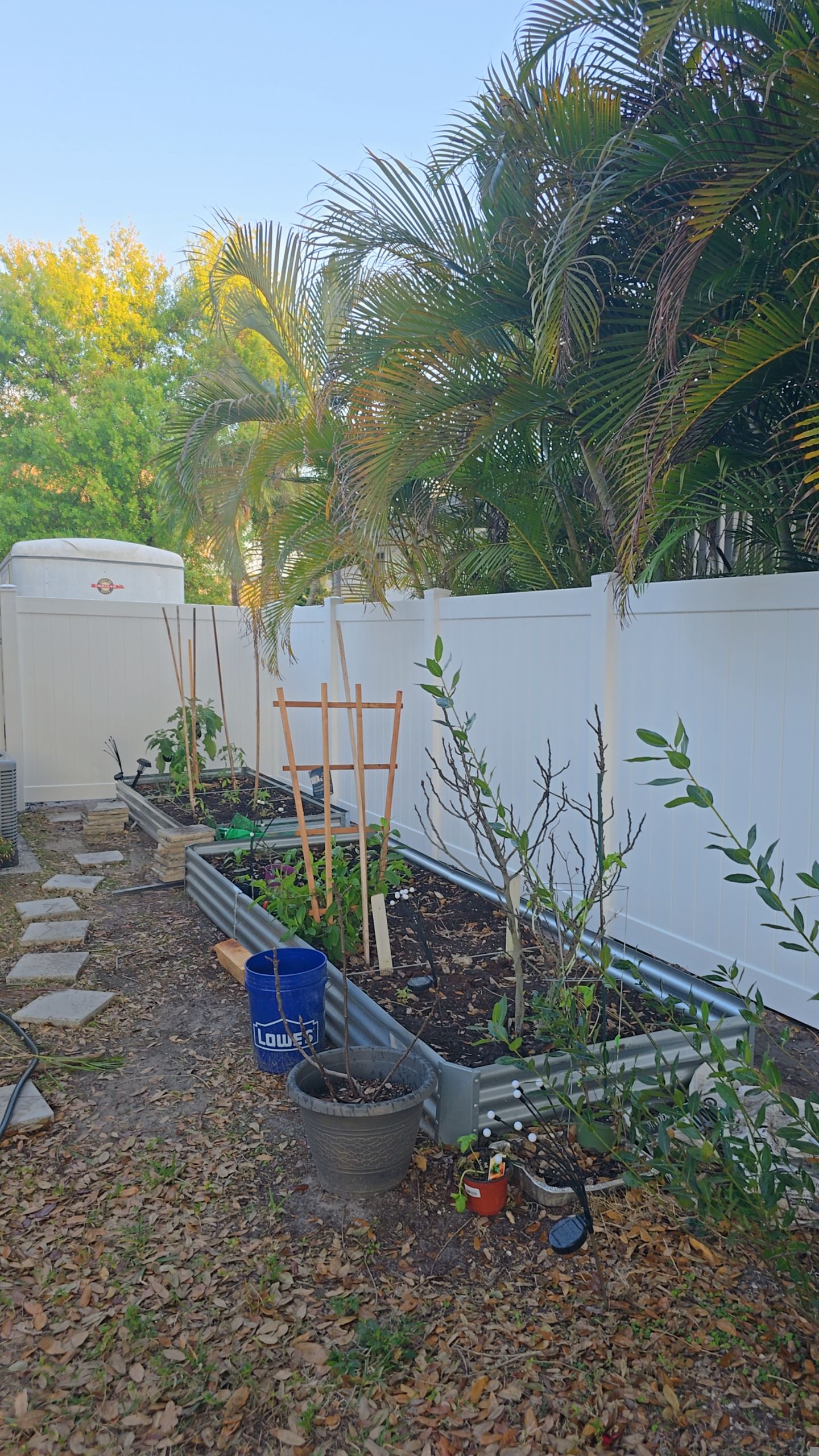 White Vinyl Fence in Port Charlotte by True Fence LLC