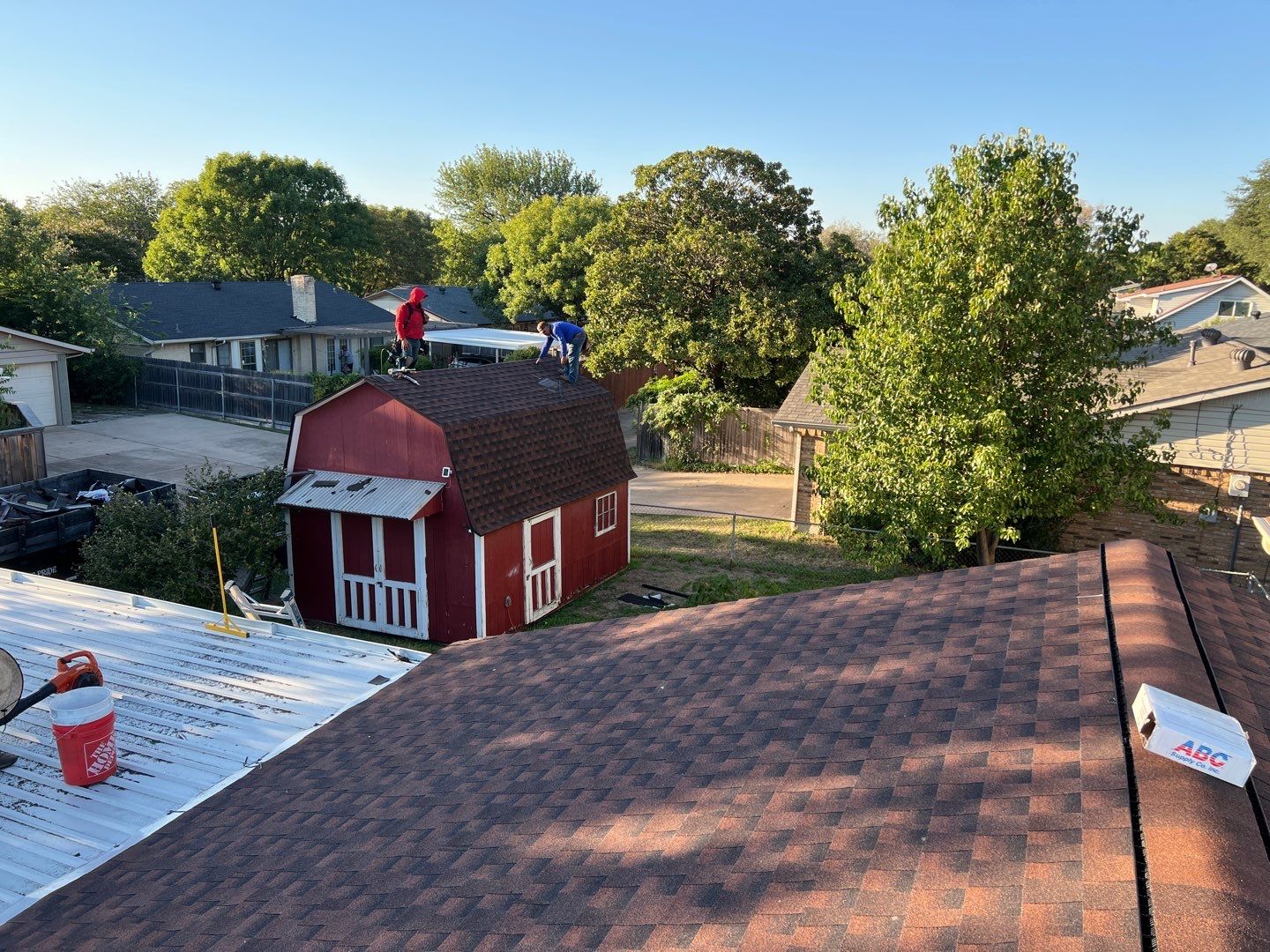 GAF HDZ - Hickory by Elite Roofing LLC