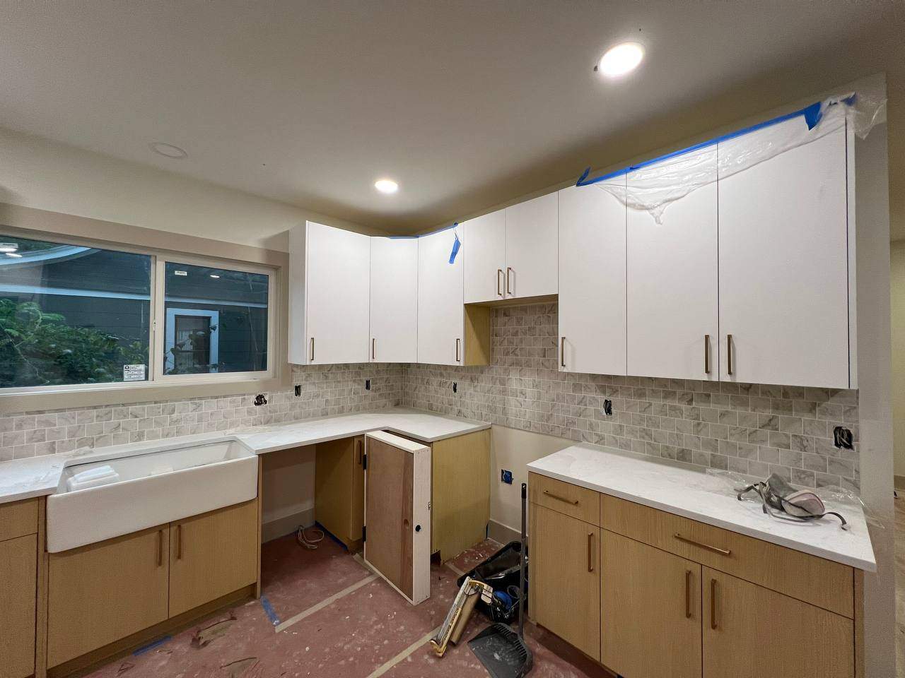 Backsplash by Handyman State LLC