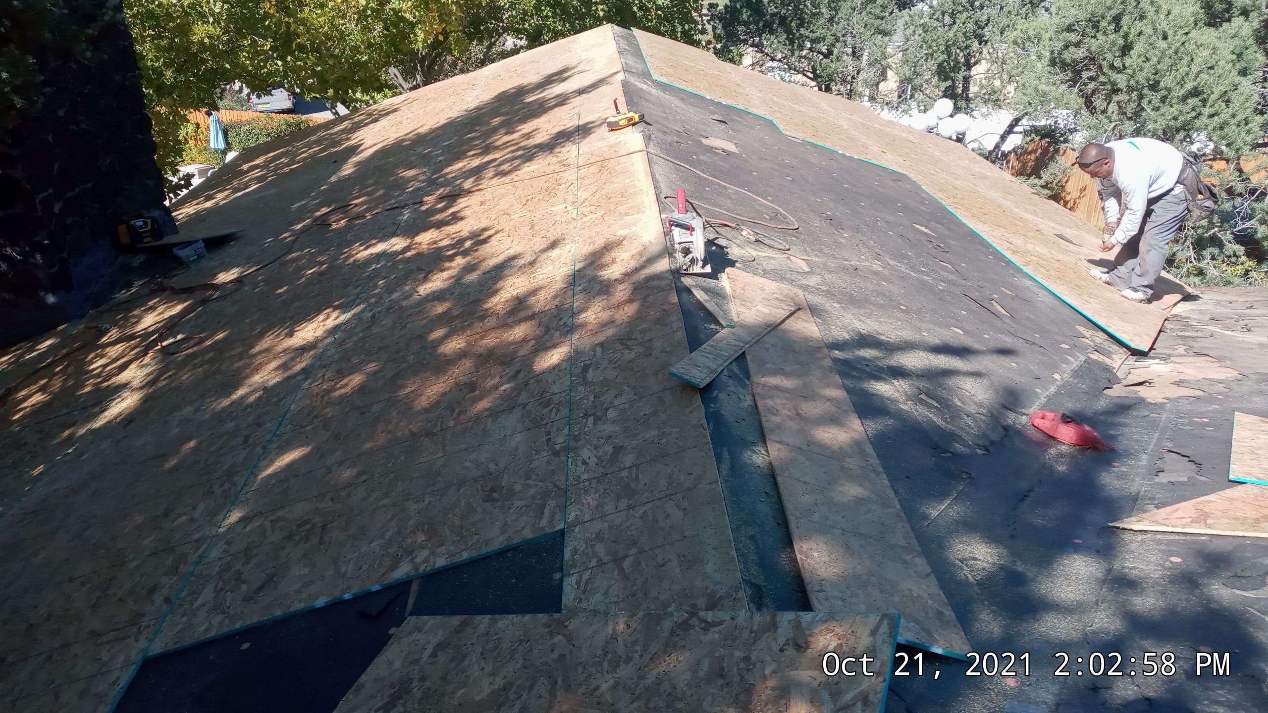Owens Corning Duration Onxy Black Shingle Roof Replacement in 4 Hills by Doyle Roof Masters Inc