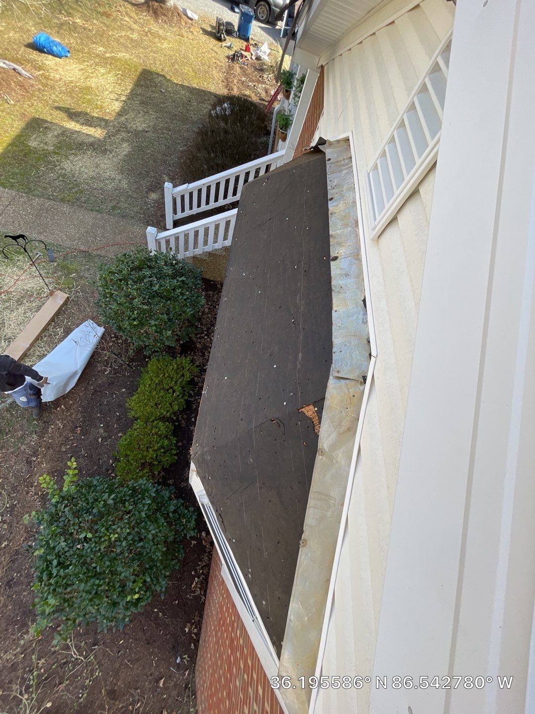Residential Roofing Installation using Owens Corning Oakridge Roofing System by Undersun Roofing 