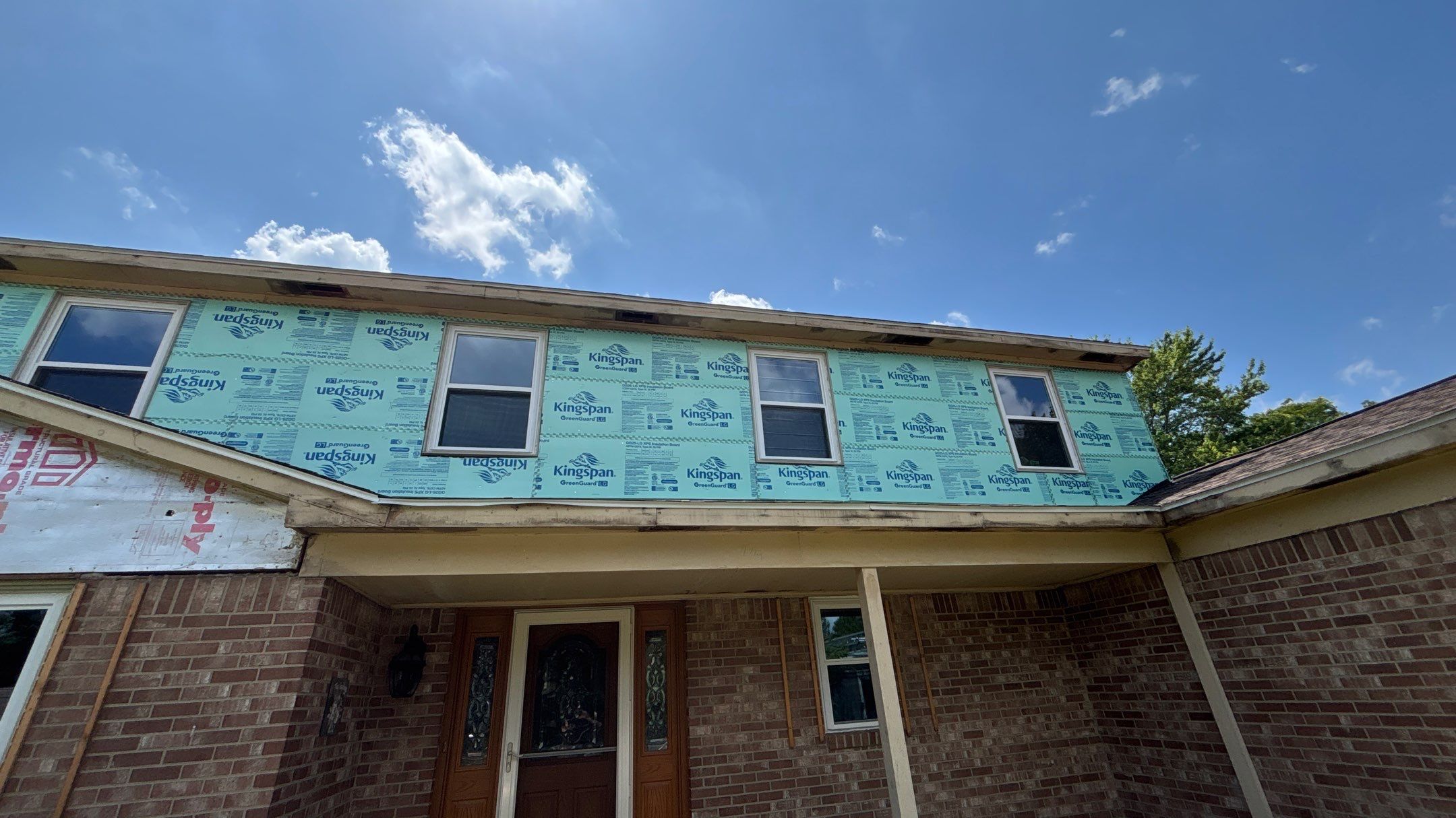 Siding Replacement using Alside S7 Cedar Mill Grain Pebble by 180 Contractors