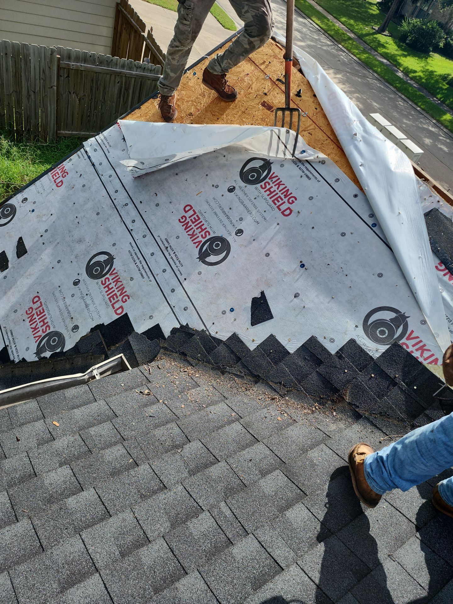 Residential Roofing Repair using Owen's Corning Duration (Lifetime) Shingles by Roof Repair Company