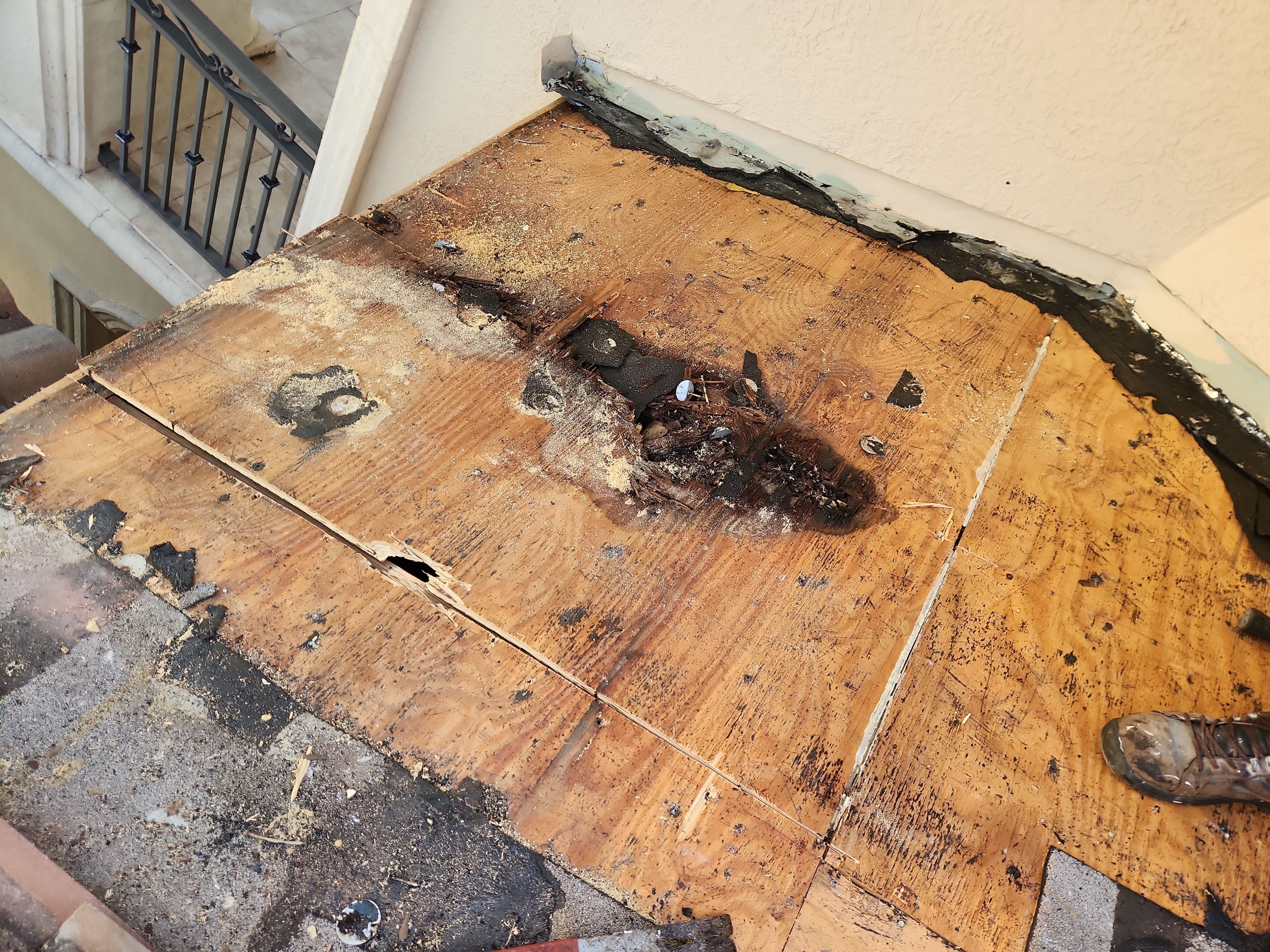 Tile Tune Up in Boca Raton, FL by Aastro Roofing