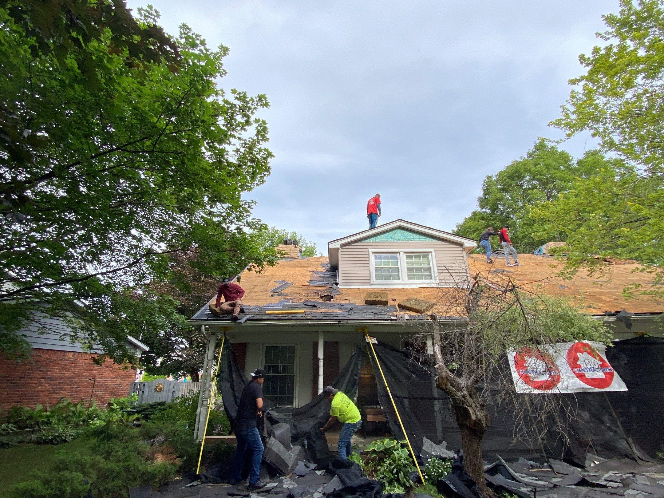 Roof Replacement using CertainTeed Landmark by 180 Contractors
