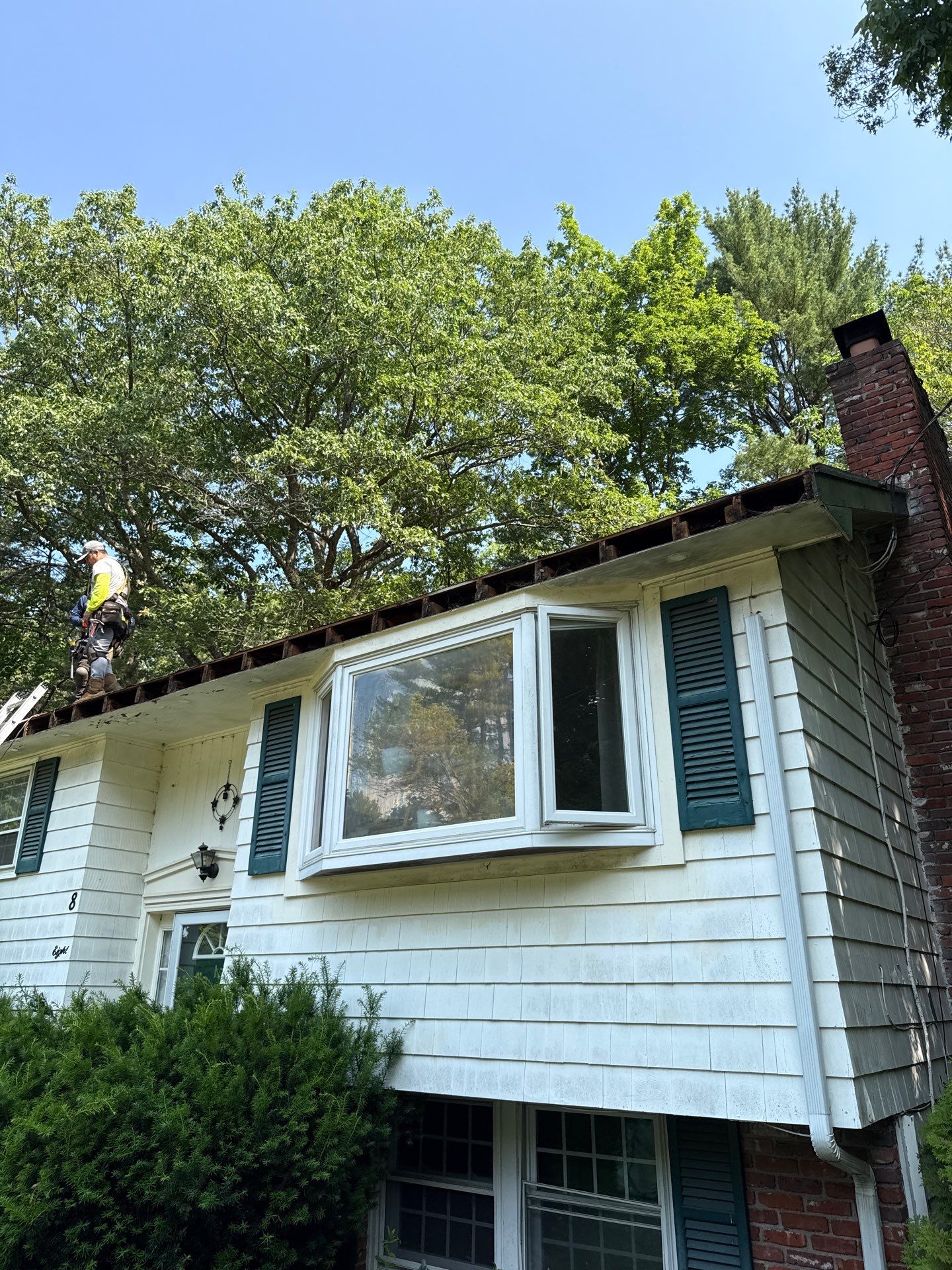 Roof & Exterior Renovation – Chelmsford, MA by Mighty Dog Roofing of Greater Middlesex County