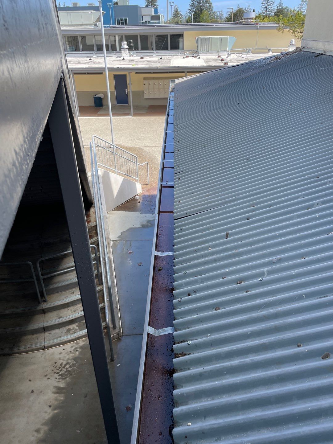 Commercial Gutter Cleaning-Los Altos by All One Solar Shine