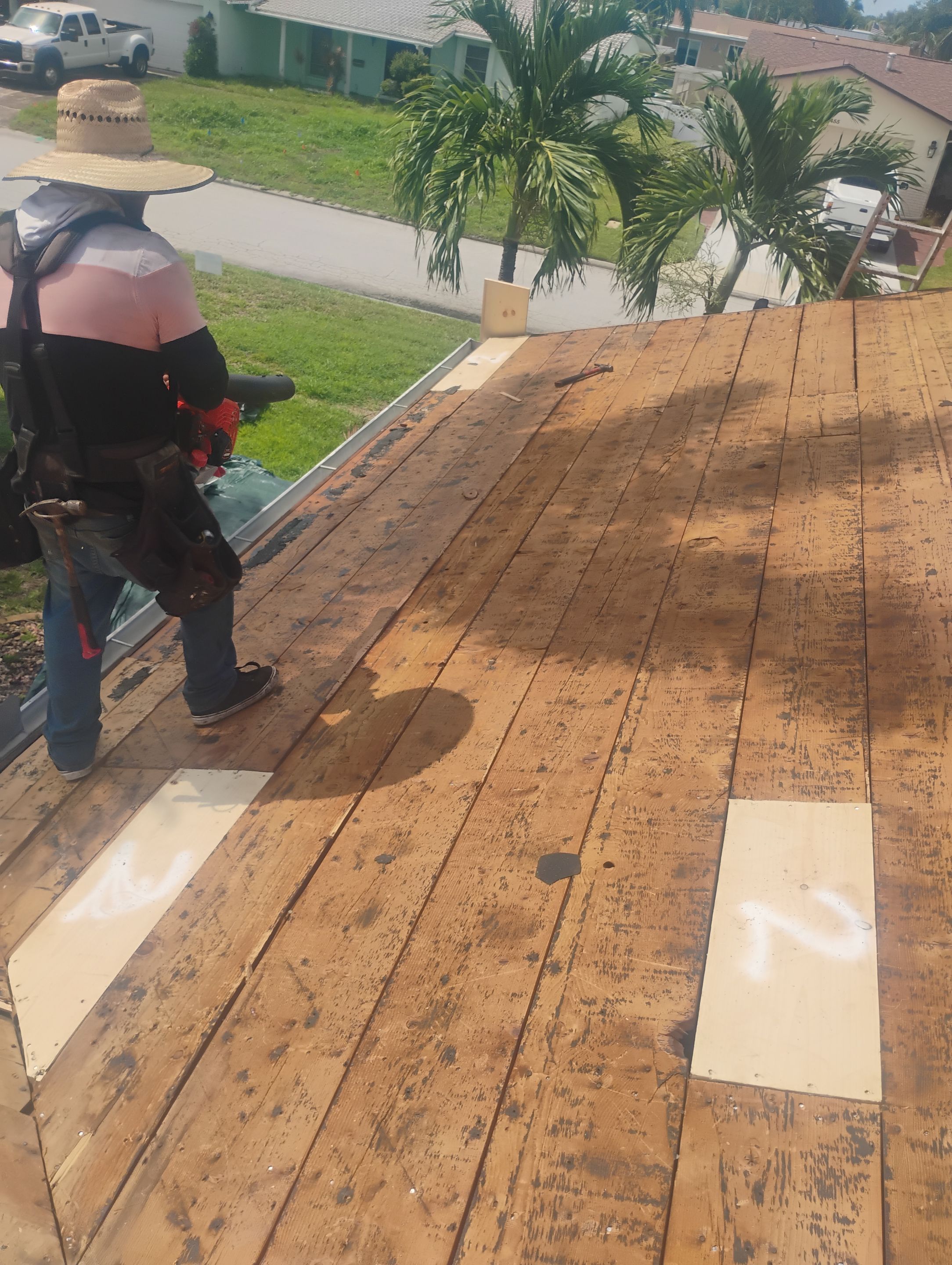 Project in St. Petersburg 33703 by Mitchell Roofing Company LLC 