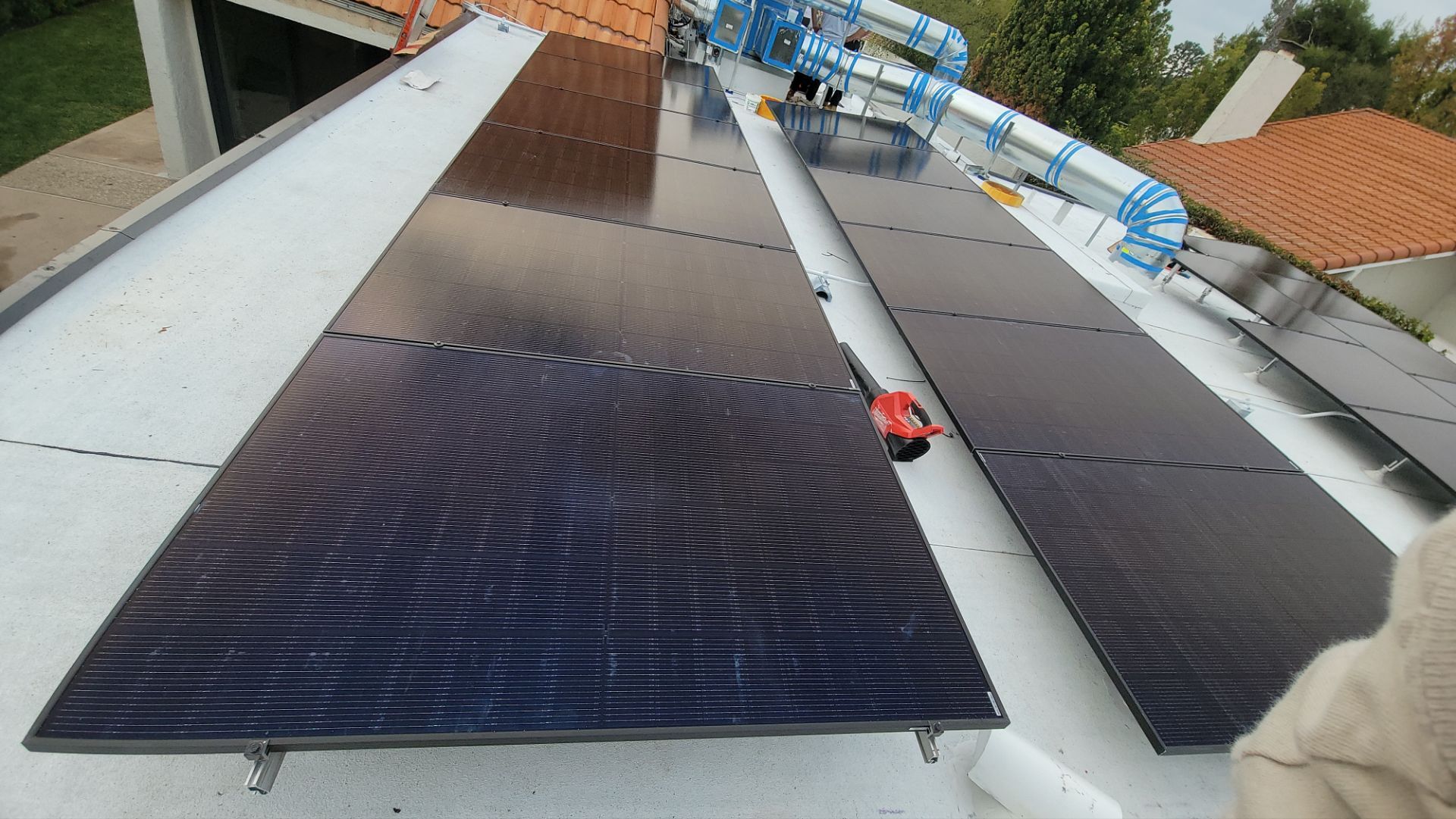 30-Panel Solar System and Tesla Powerwall 3 Installation in Westlake Village by AWS Solar