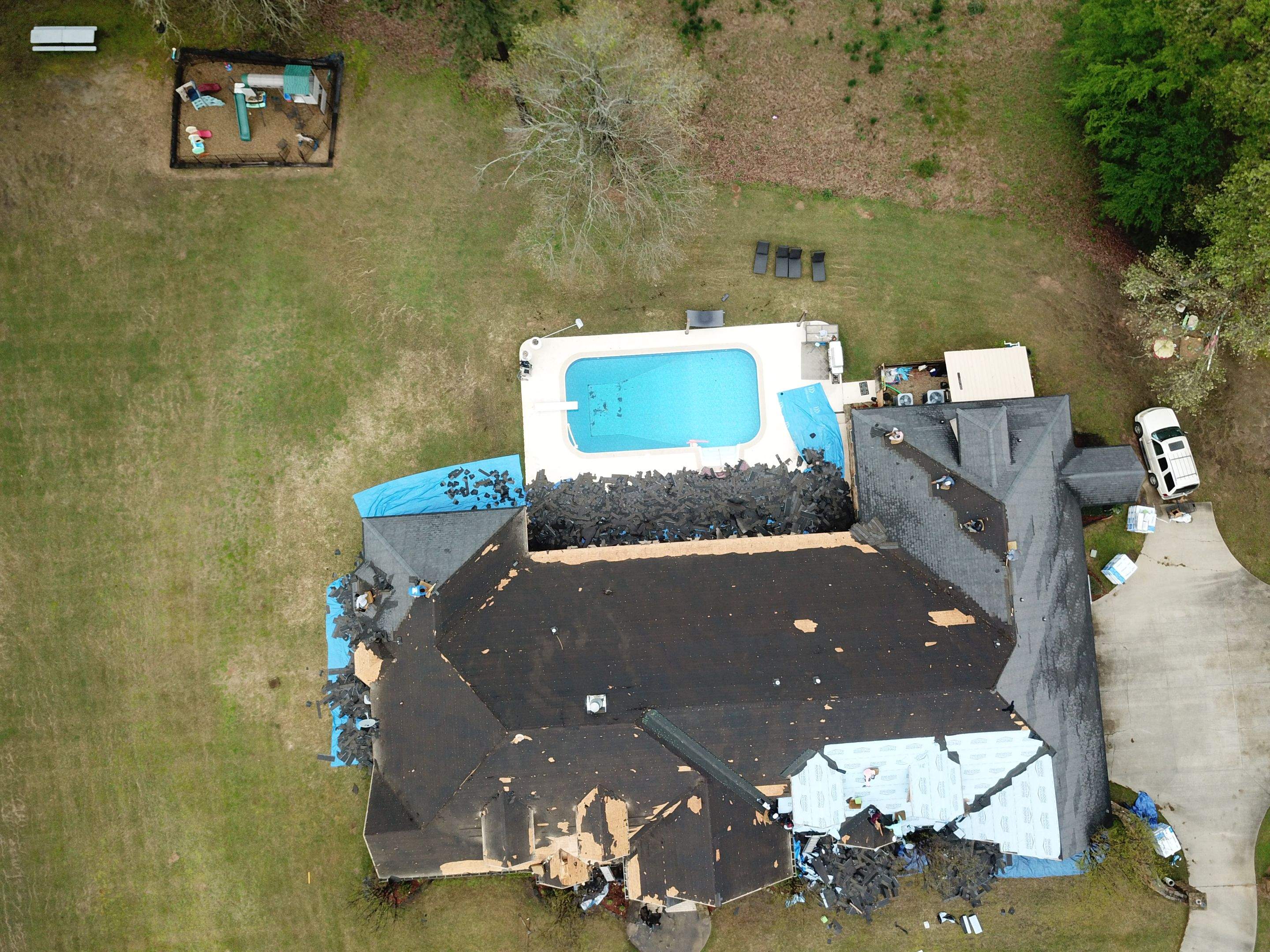 Residential Roofing Installation using Malarkey Architectural Vista Shingles by Hostetler Roofing