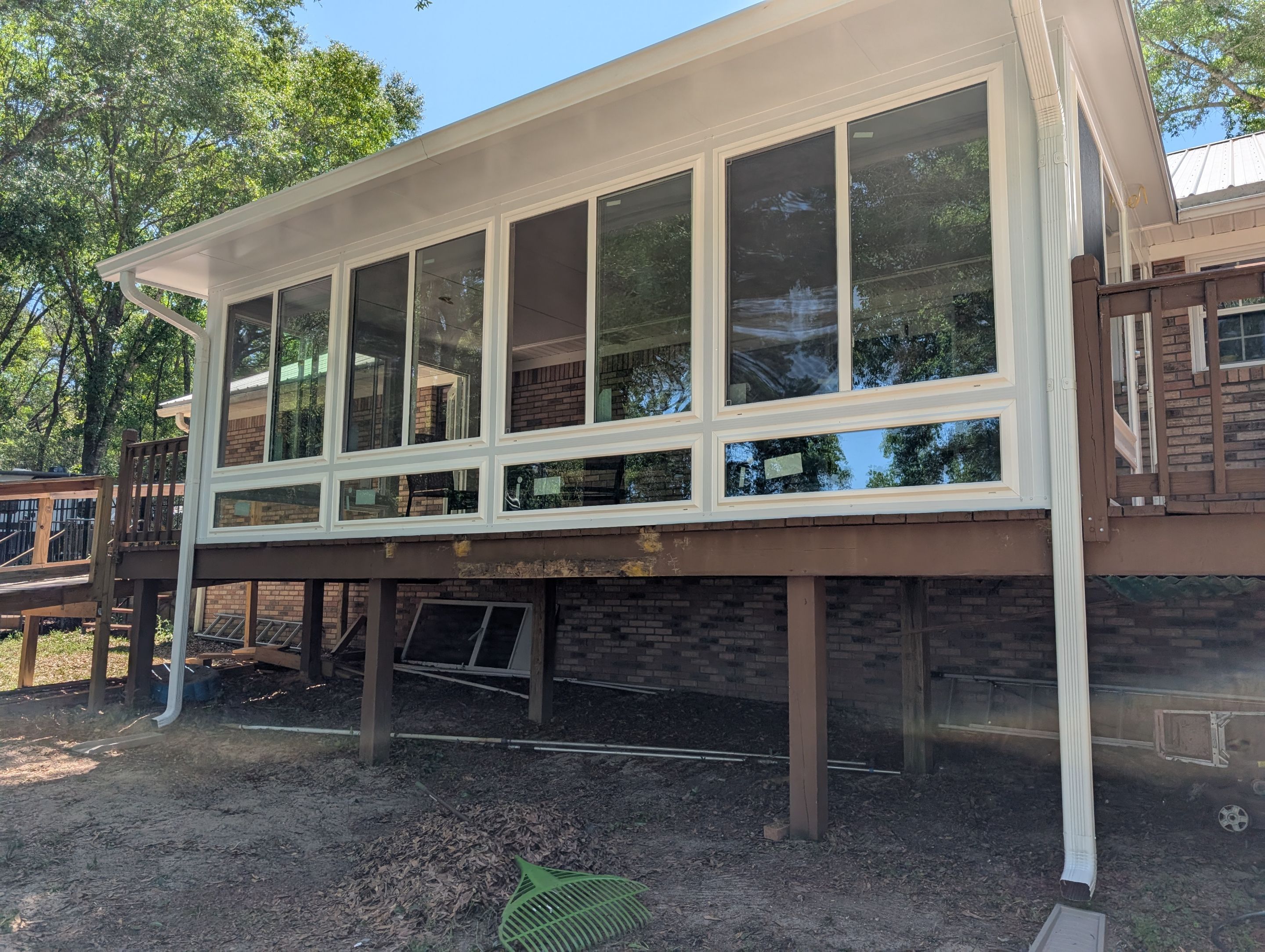 Glass Room using Colorbeam Framing System by Titan Sunrooms