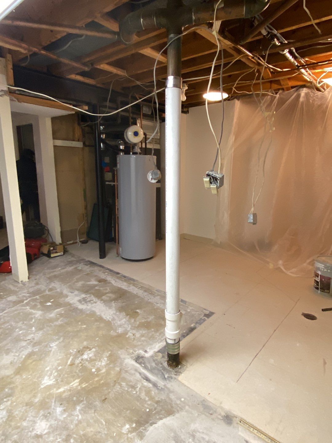 Full bathroom Installtion  by Jesus Master Handyman LLC 