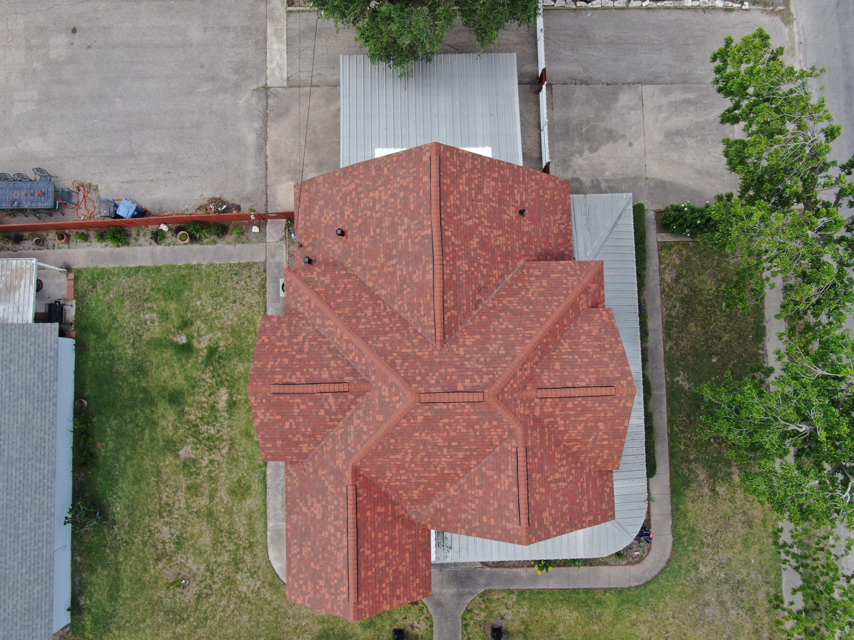 Sinton ShowStopper by Bayfront Roofing and Construction