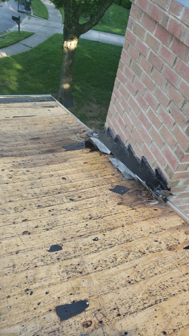 Springfield CertainTeed Landmark Weathered Wood Roof Installation by RM Banning, Inc.