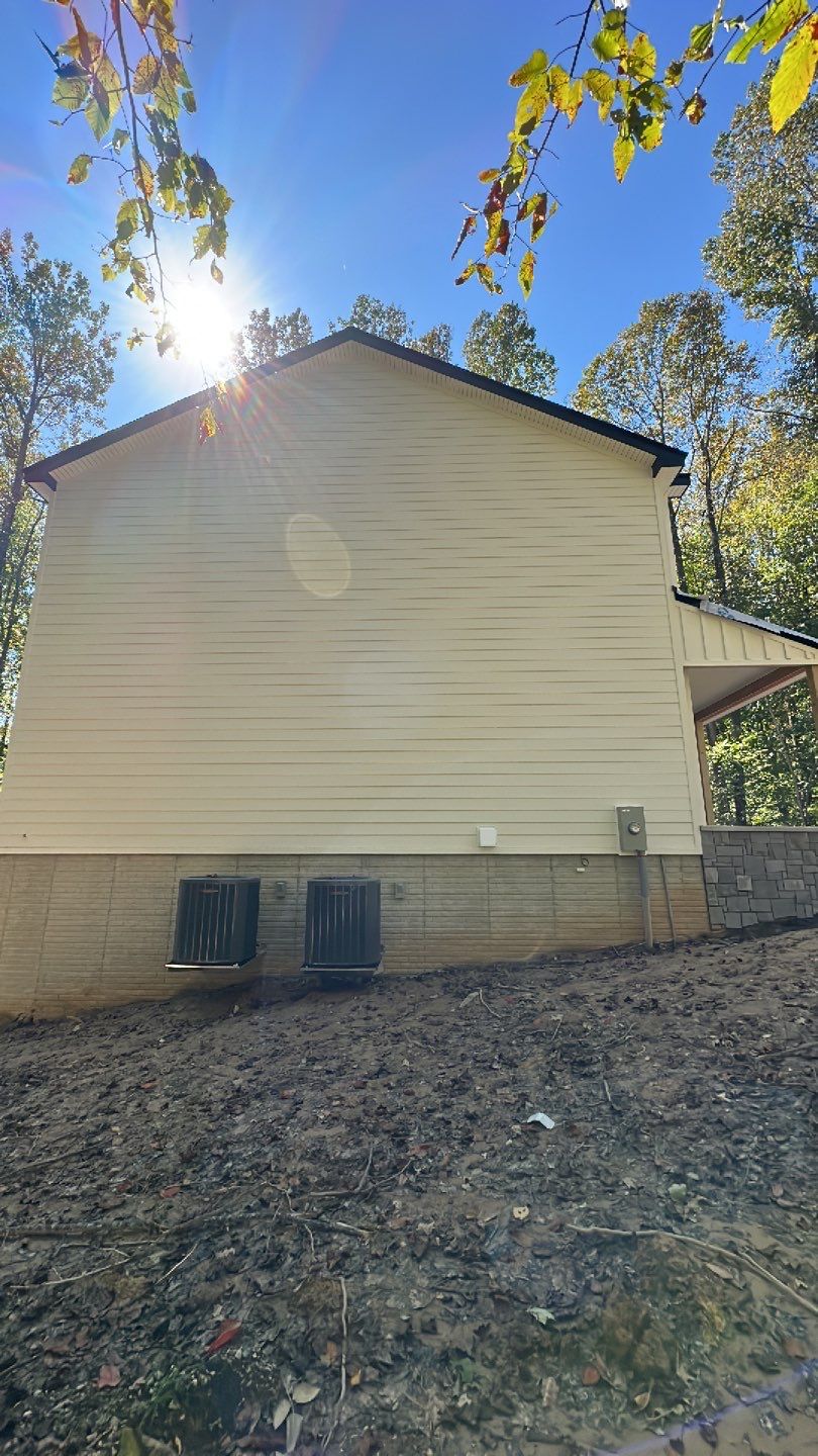 Siding Installation using JH Select Cedarmill Eased Edge by ExteriorPros