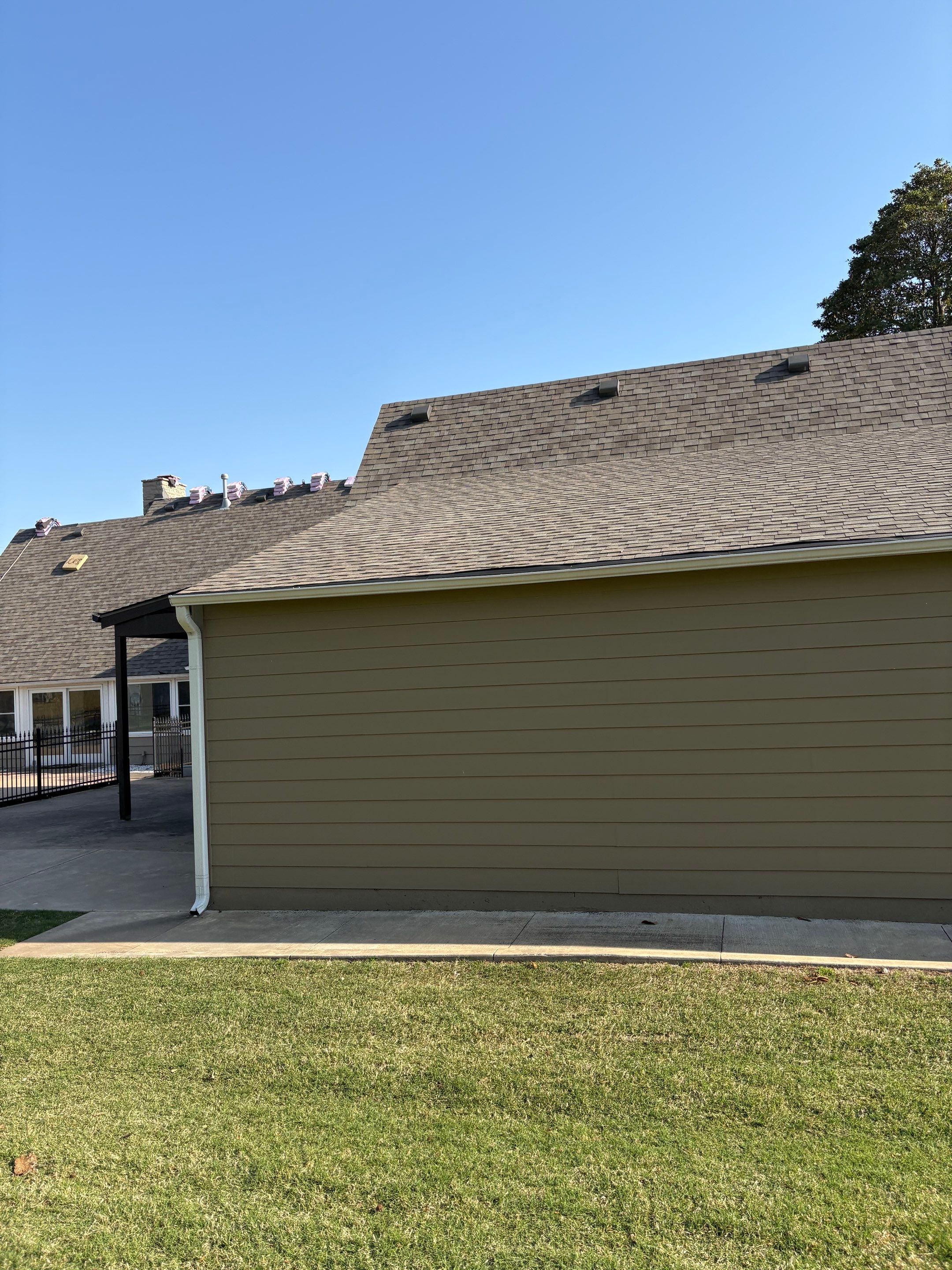 Roof Project in Tulsa by Decor Roofing & Restoration