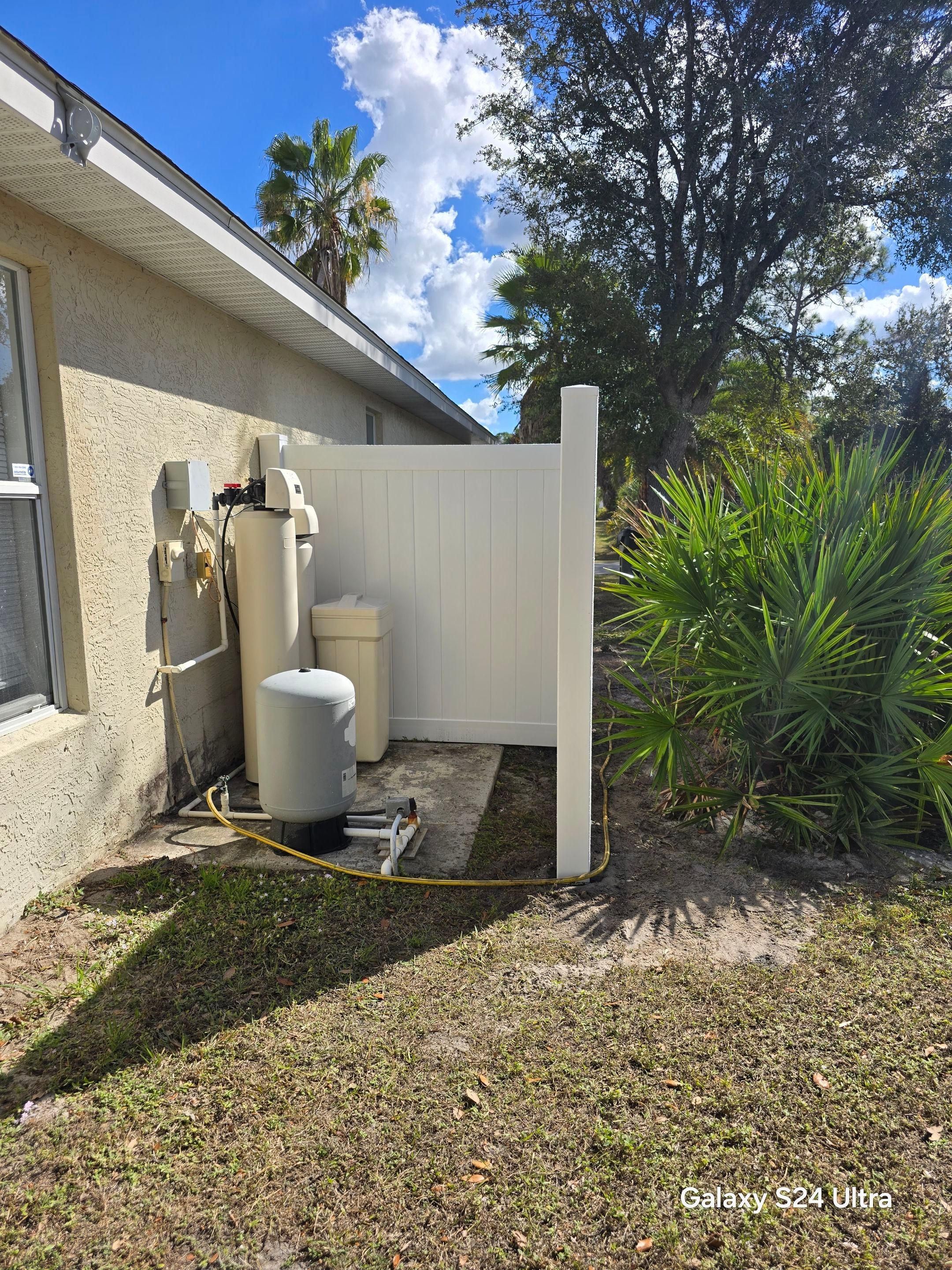 Vinyl Install in North Port by True Fence LLC