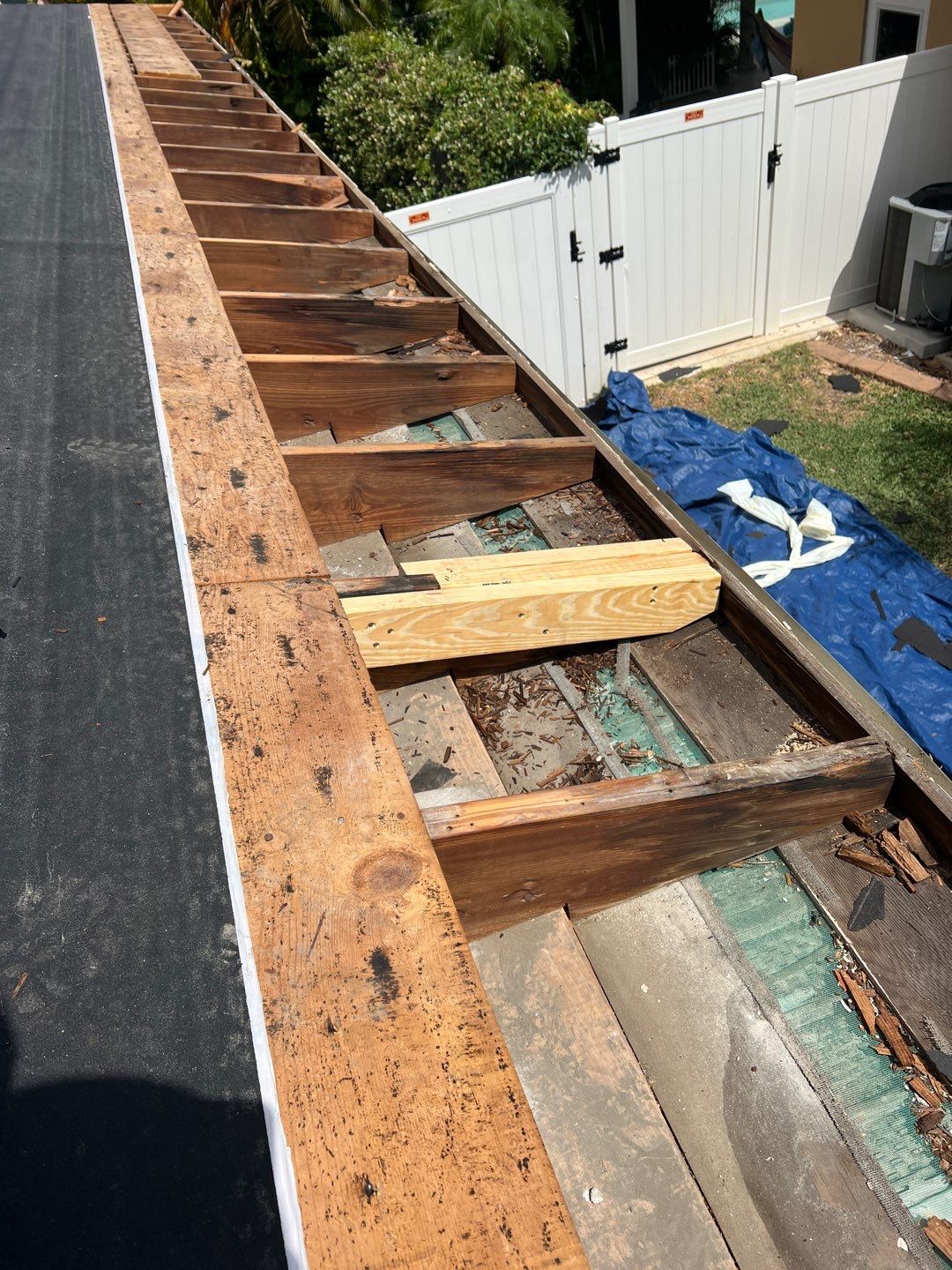 Project in St. Petersburg 33710 by Mitchell Roofing Company LLC 