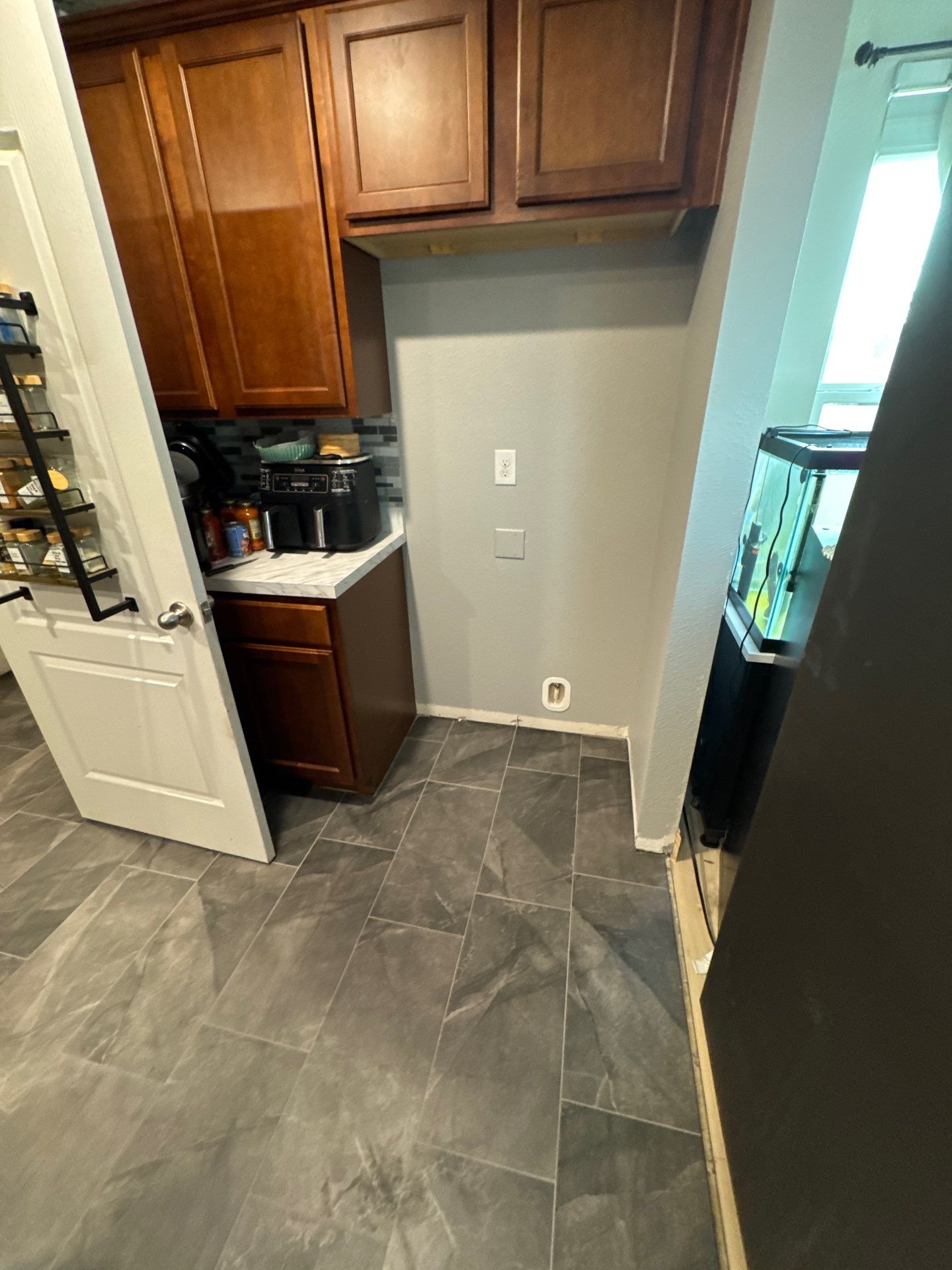 Tile Installation & Epoxy Countertop by Axtra Hand