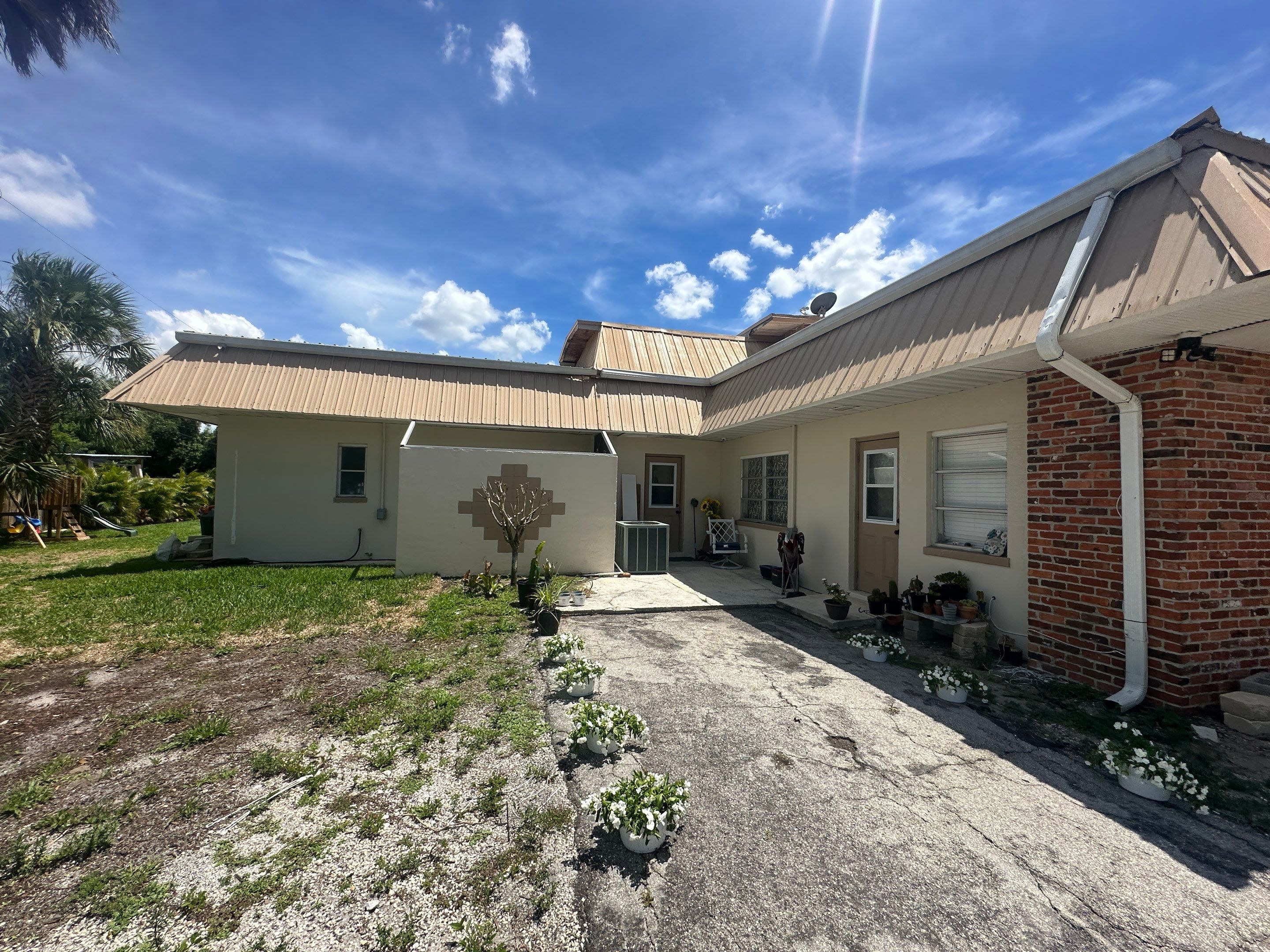 Roof Damage Claim in Port Charlotte by FLAPA & KeyStone