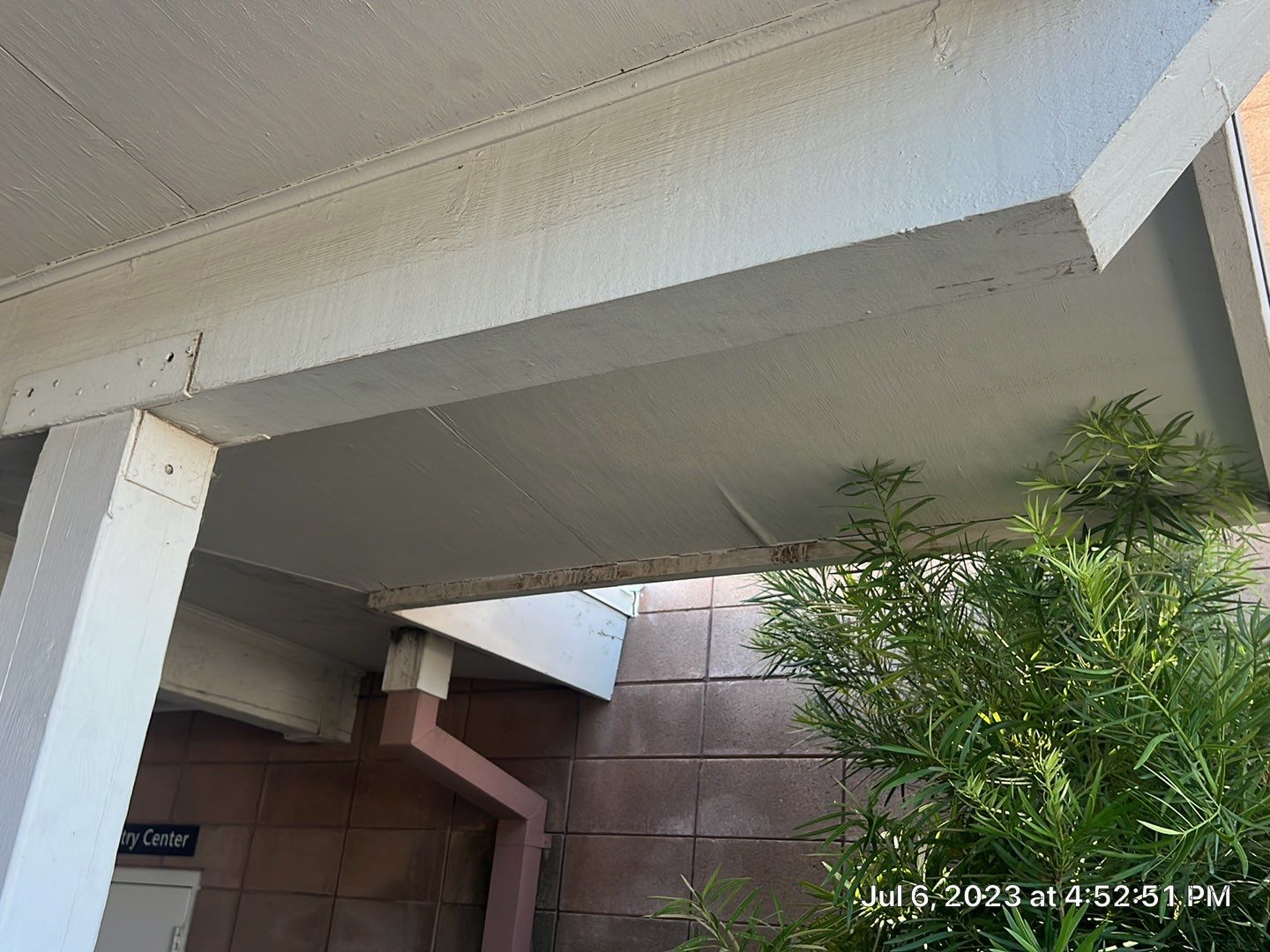 MR Roofing system using Benchmark/PUMA XL coatings over TPO single-ply roofing by Straight Edge Roofing Inc