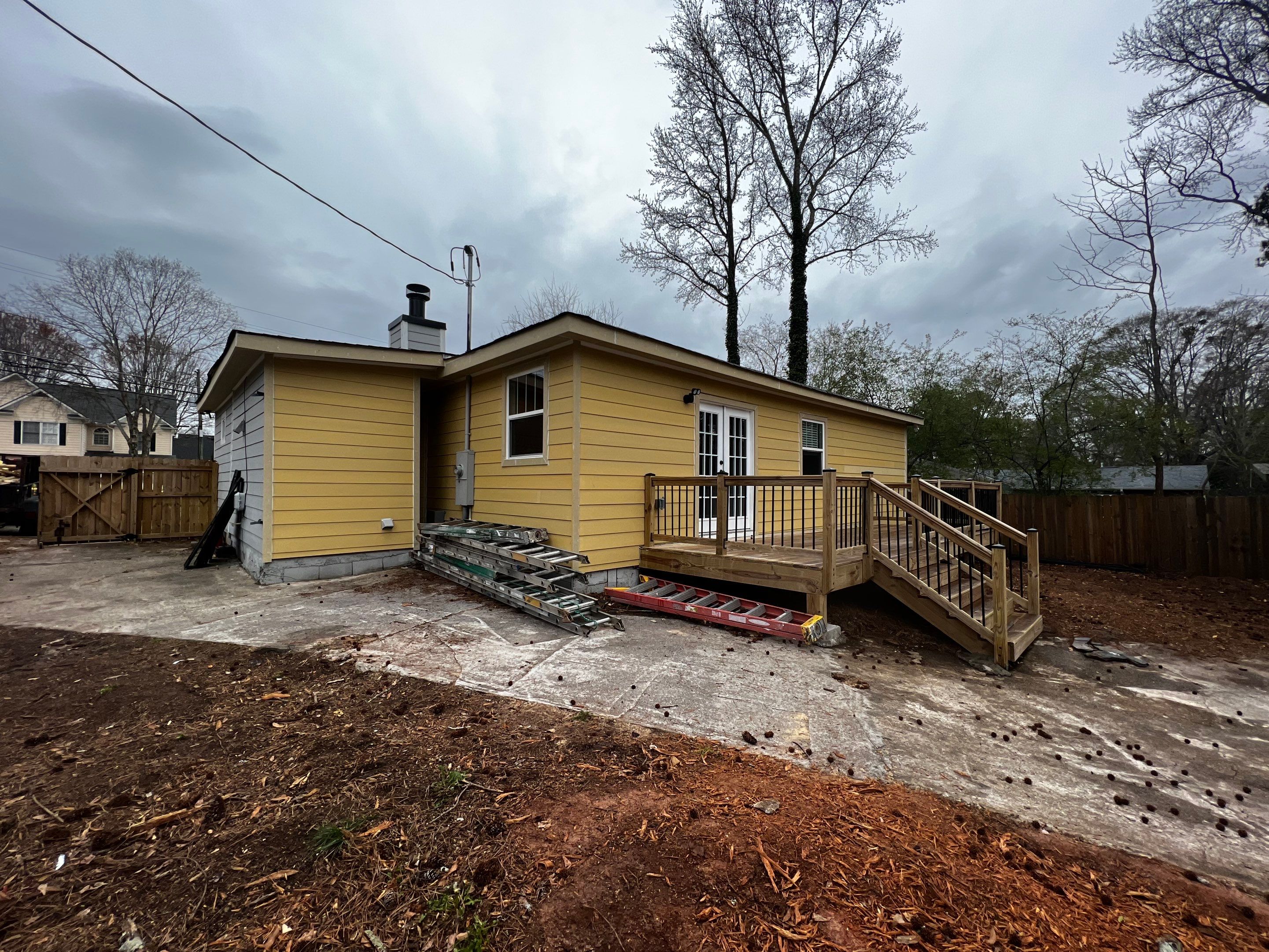 Atlanta Residential Siding Replacement and Exterior Painting Project by Swift Home Renovations