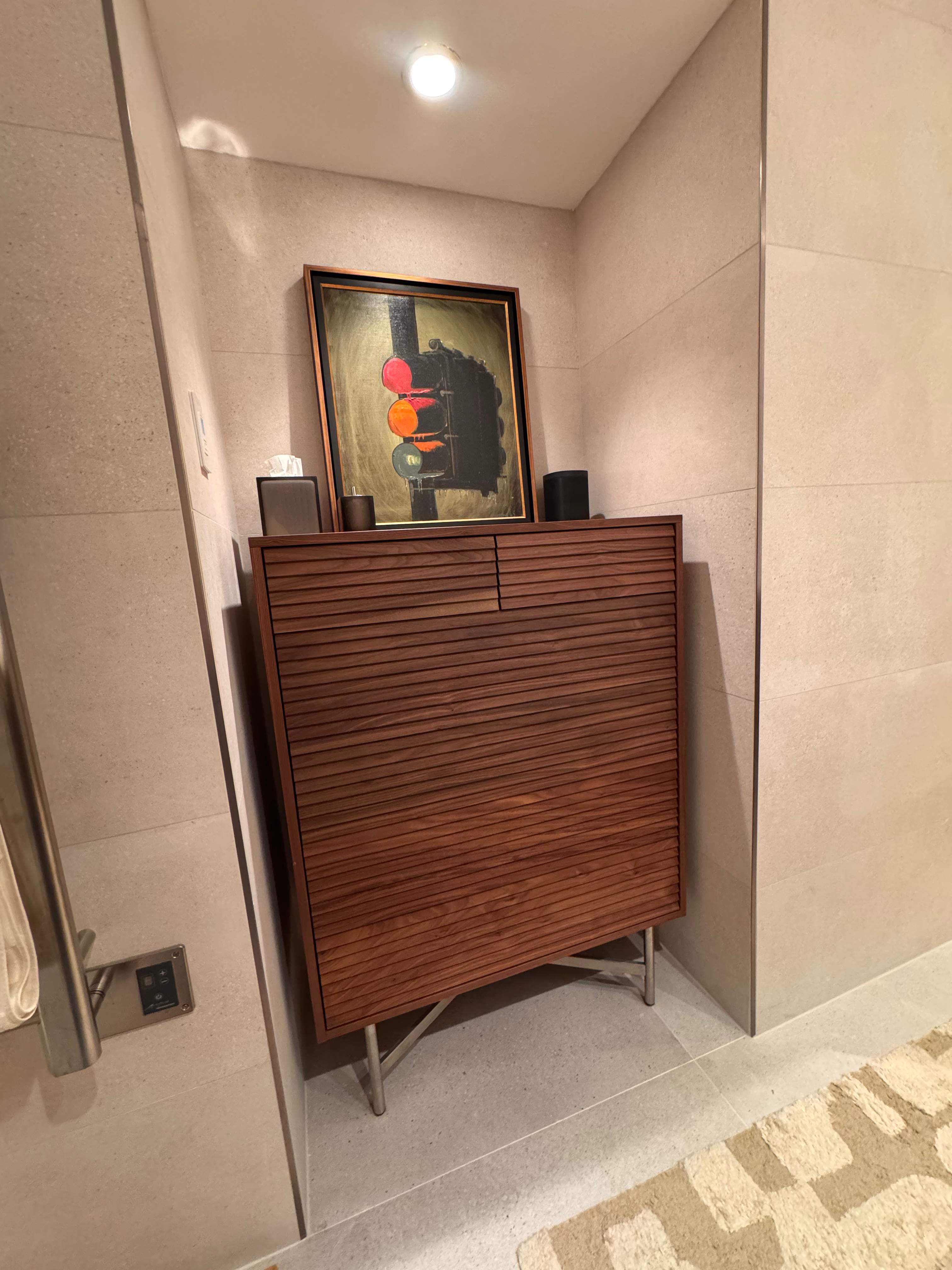Two bathrooms renovation by Prudencio