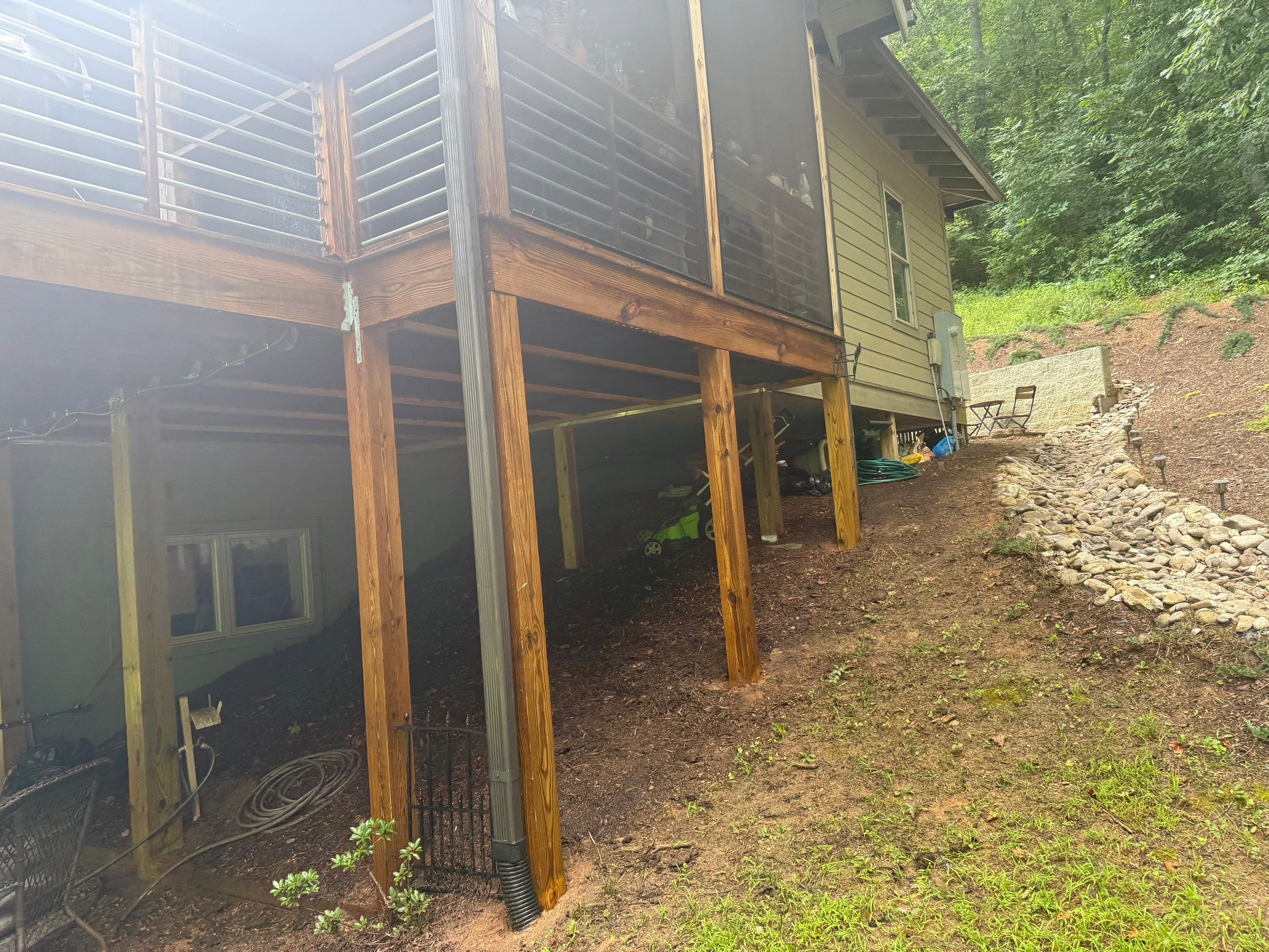 Wood Deck using Wood Sealant by DuraSeal