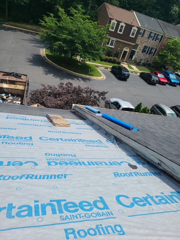 Reston: CertainTeed Landmark Pro Architectural Shingles in Max Def Moire Black by RM Banning, Inc.