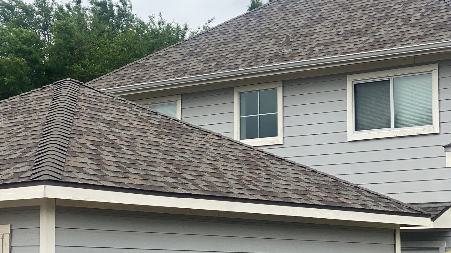 Residential Roofing Installation using Owen's Corning Duration (Lifetime) Shingles by Roof Repair Company